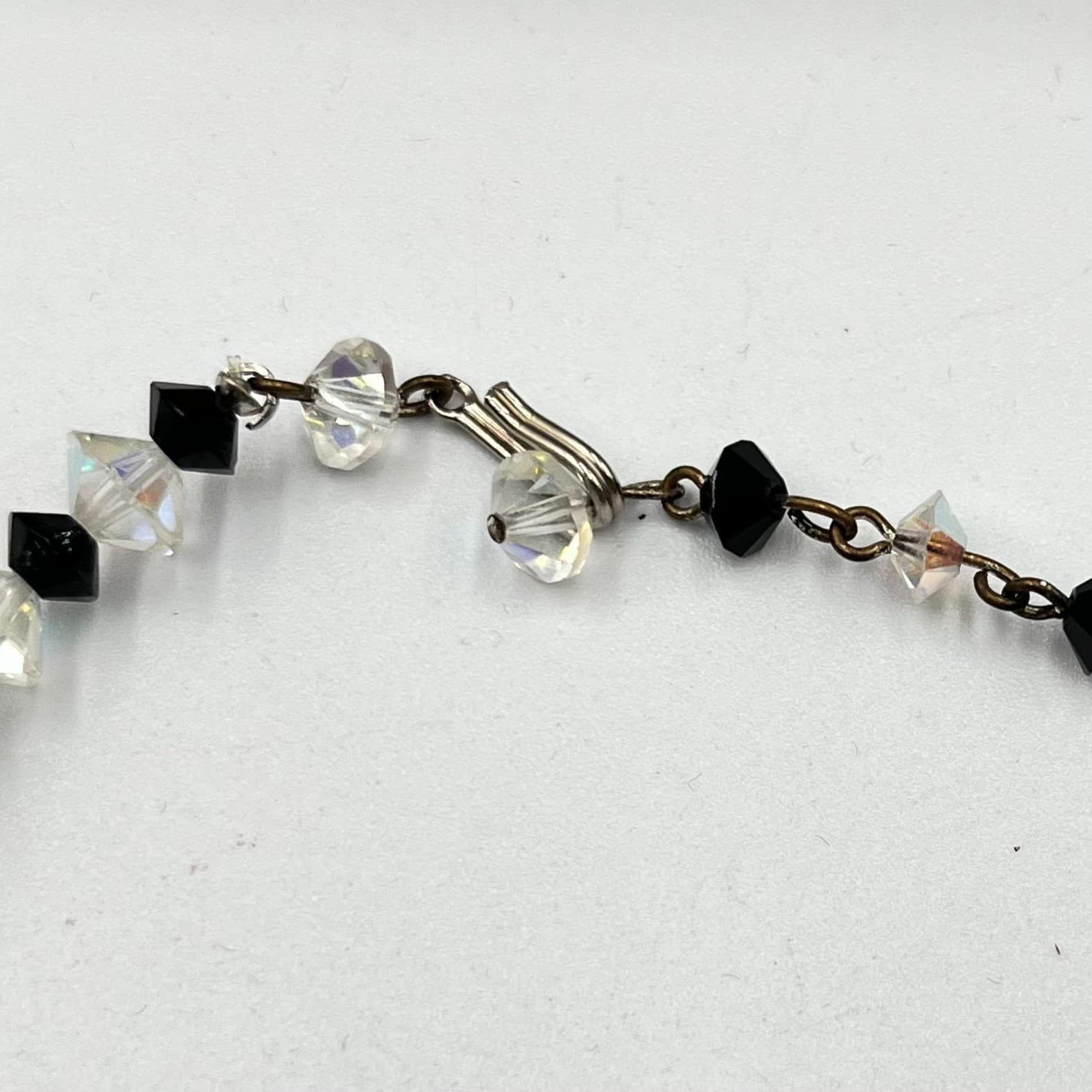 Vintage Aurora Borealis AB & Black Crystal Bicone Bead Necklace Retro Goth Glam - Thumbnail 3