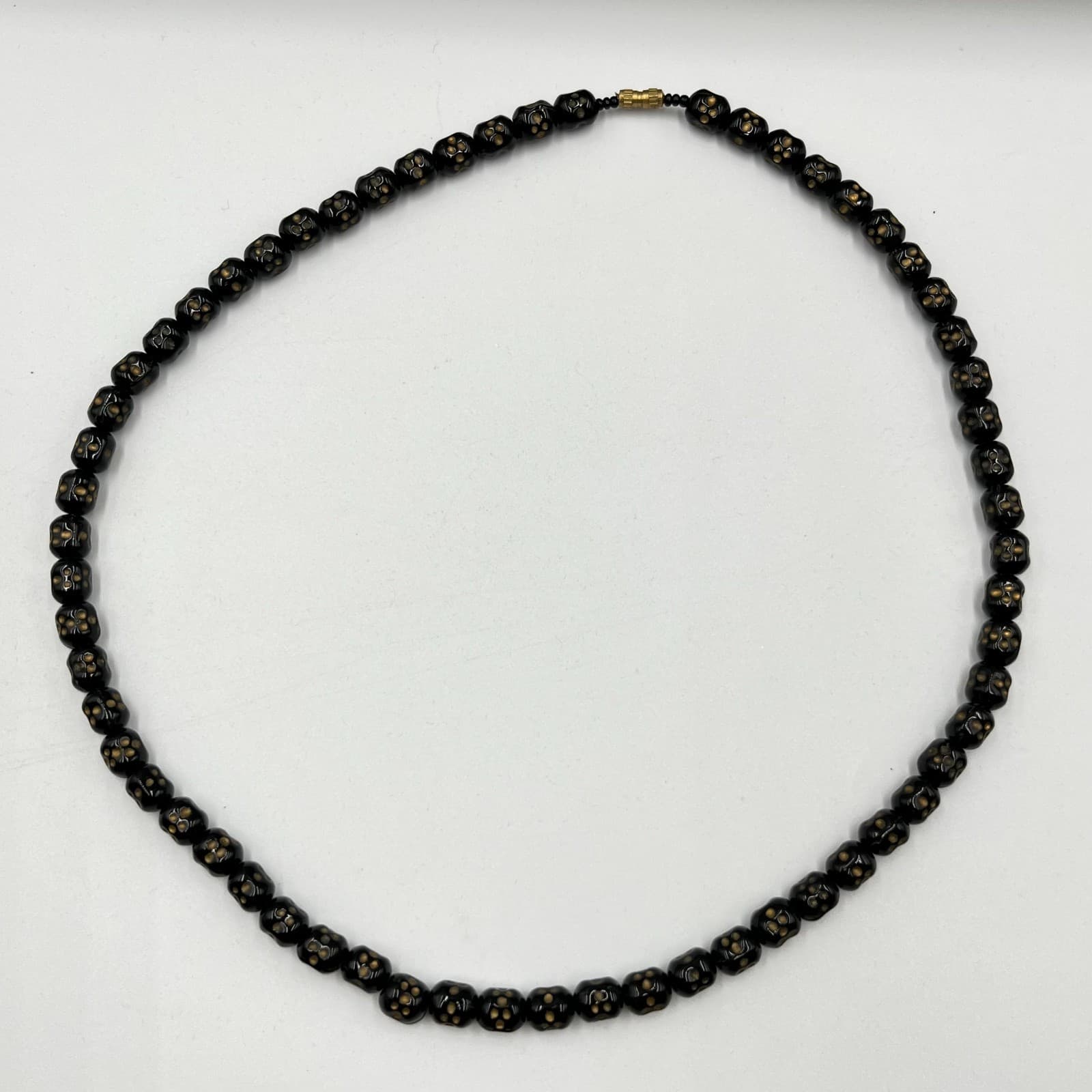 Vintage Retro Black Skull Bead Necklace Goth Grunge Emo Jewelry Barrel Clasp - Thumbnail 2
