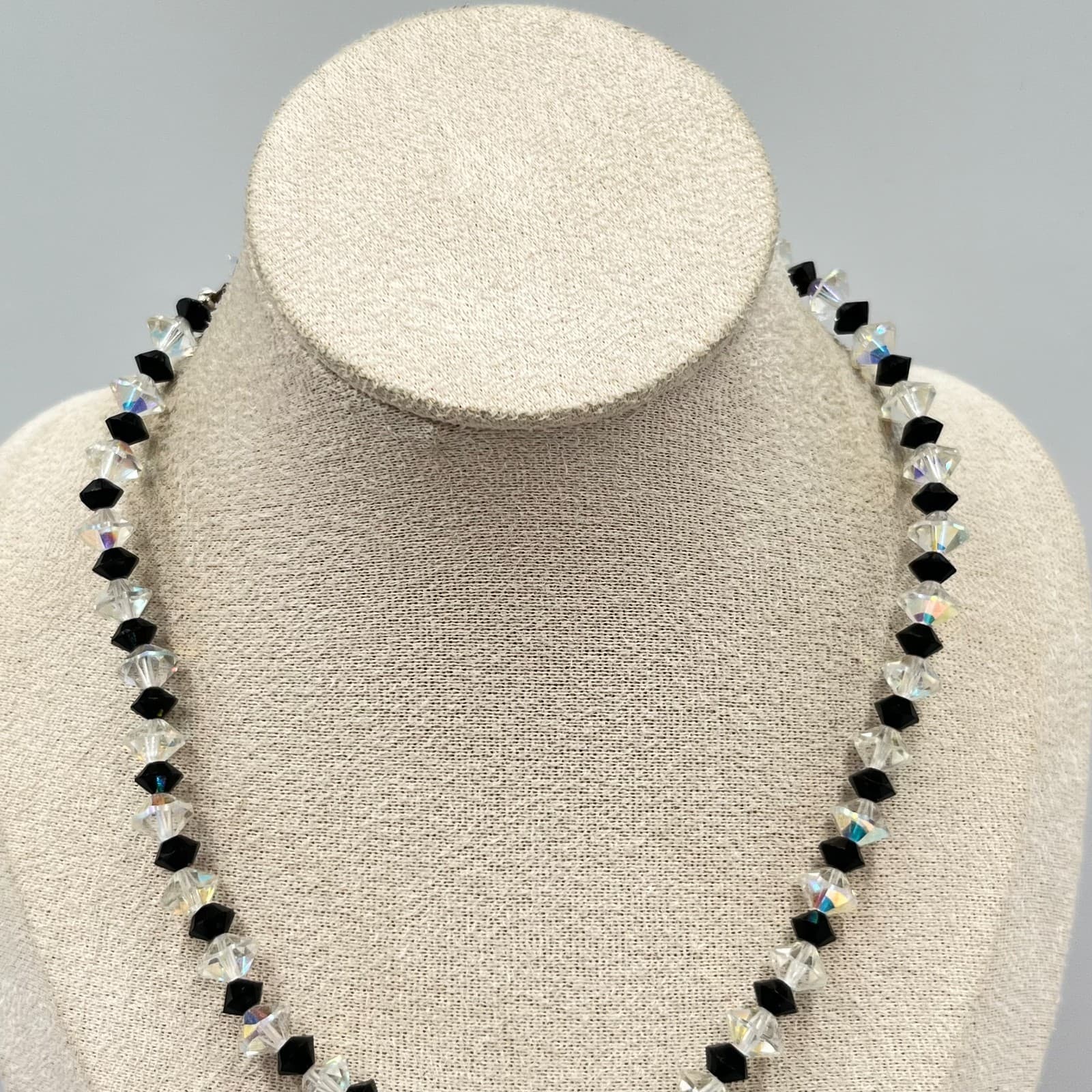 Vintage Aurora Borealis AB & Black Crystal Bicone Bead Necklace Retro Goth Glam - Thumbnail 6