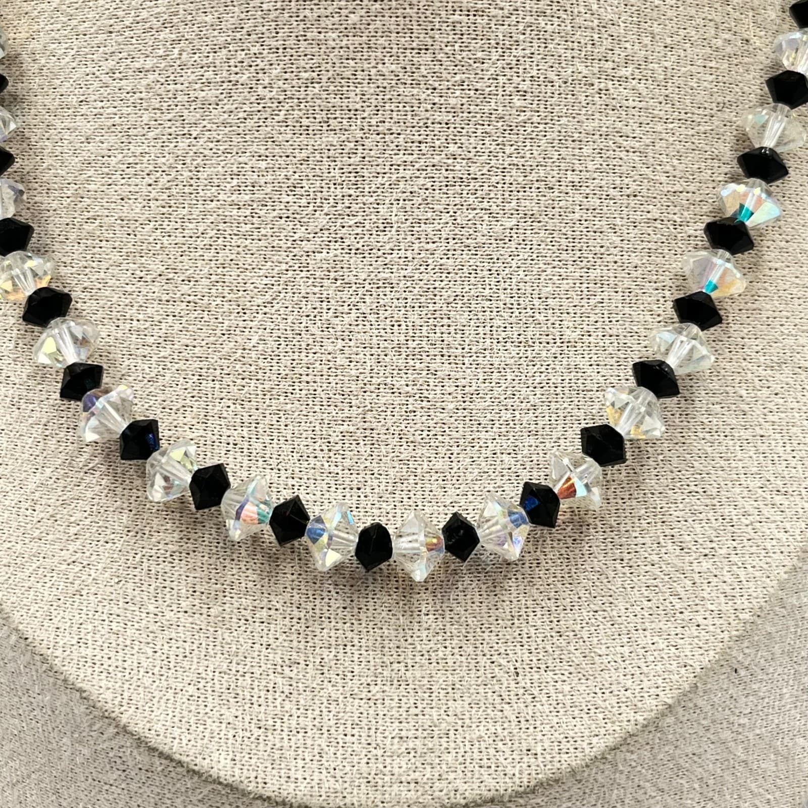 Vintage Aurora Borealis AB & Black Crystal Bicone Bead Necklace Retro Goth Glam - Thumbnail 7