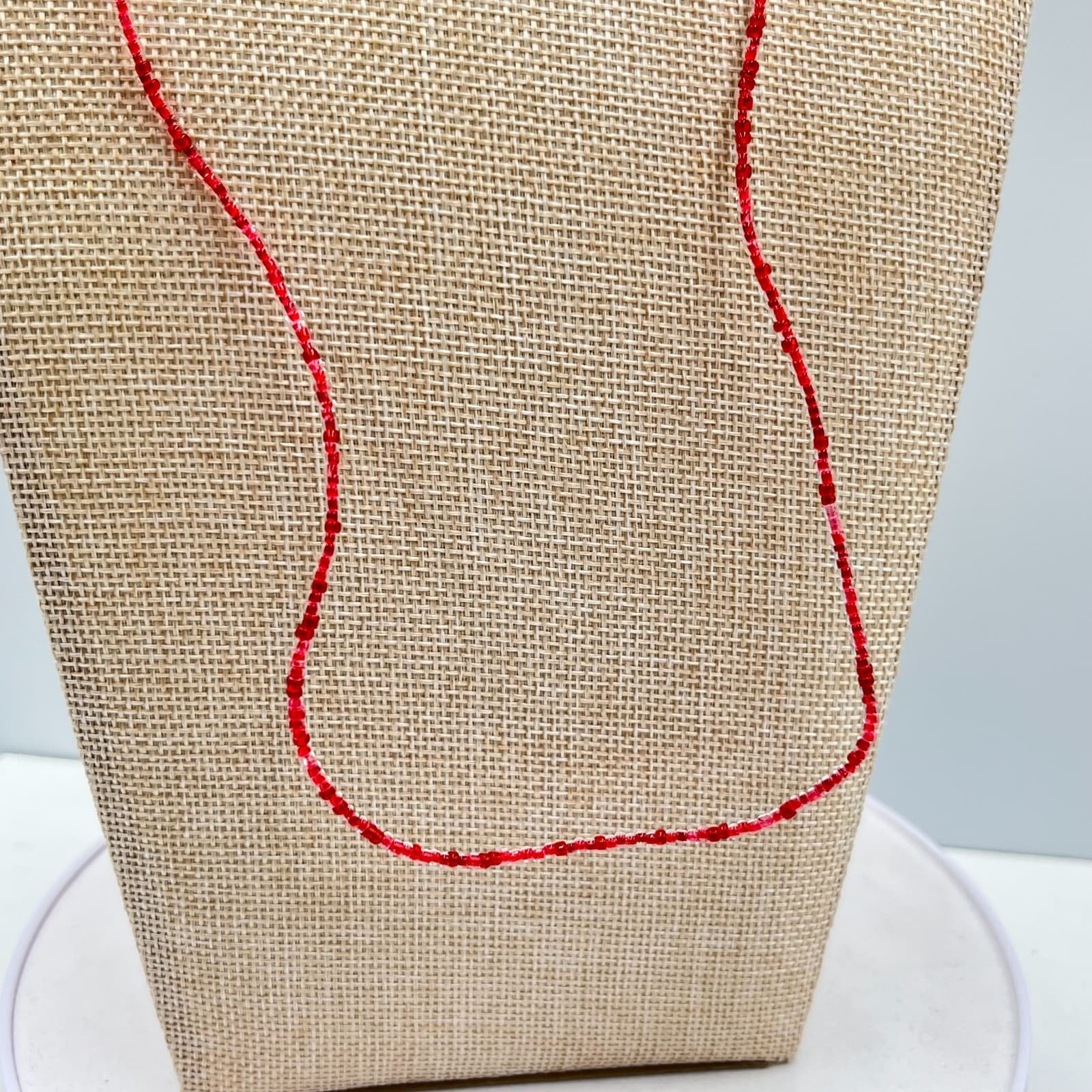 Vintage Red Seed Bead Necklace Cream Rose Bud Accents Dainty Boho Strand Fashion - Thumbnail 5