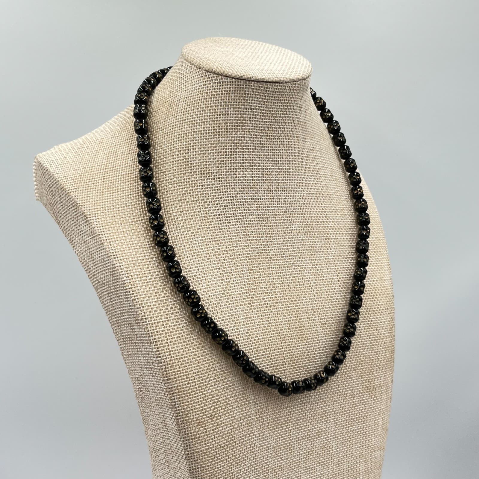 Vintage Retro Black Skull Bead Necklace Goth Grunge Emo Jewelry Barrel Clasp - Thumbnail 6