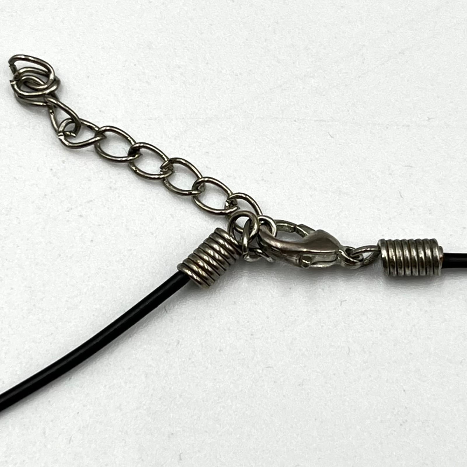 Vintage Faux Tooth Dragon Claw Necklace Barb Wire Beads Black Cord Goth Retro - Thumbnail 5