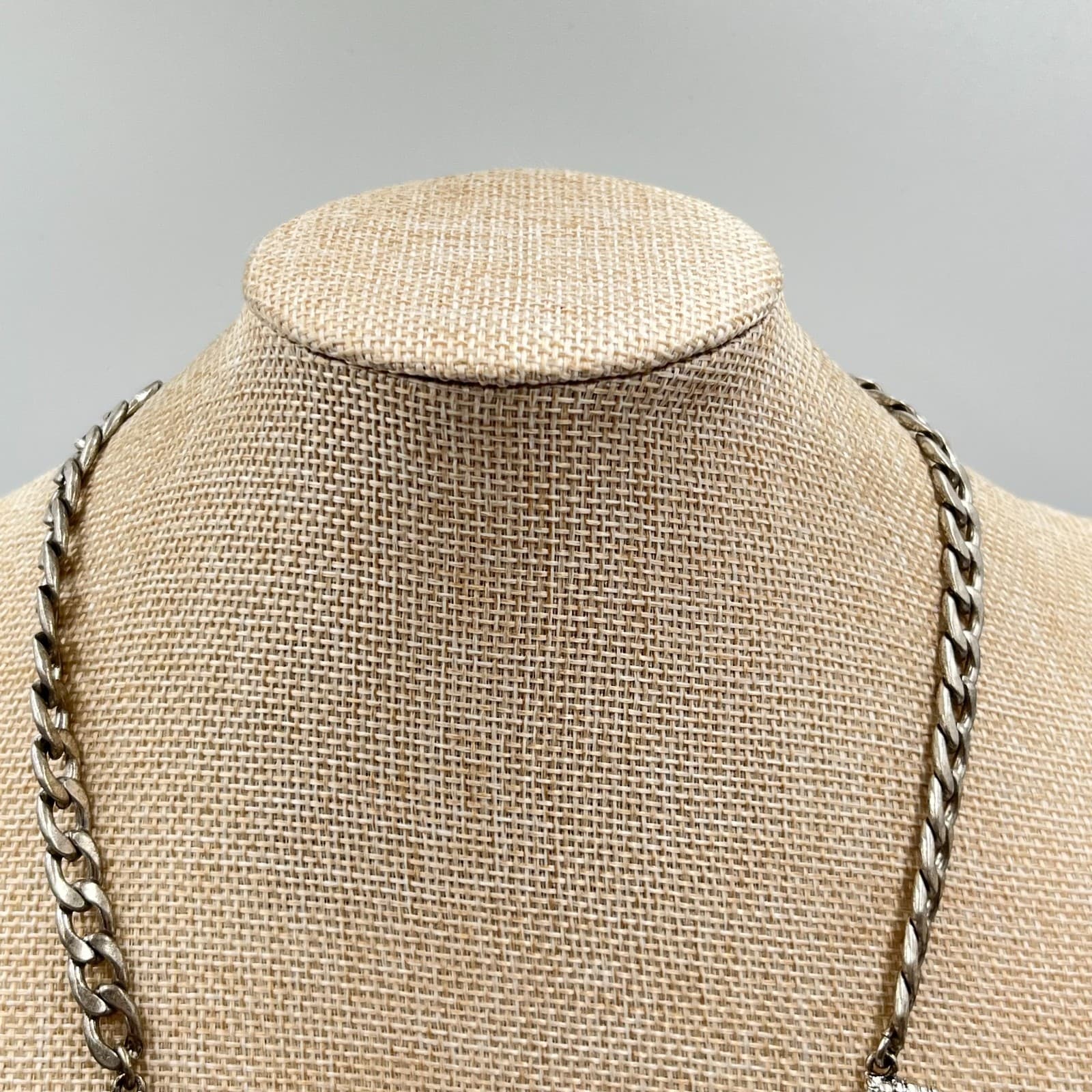 Vintage Express Silver Tone Filigree Faux Turquoise Bib Statement Necklace Retro - Thumbnail 8
