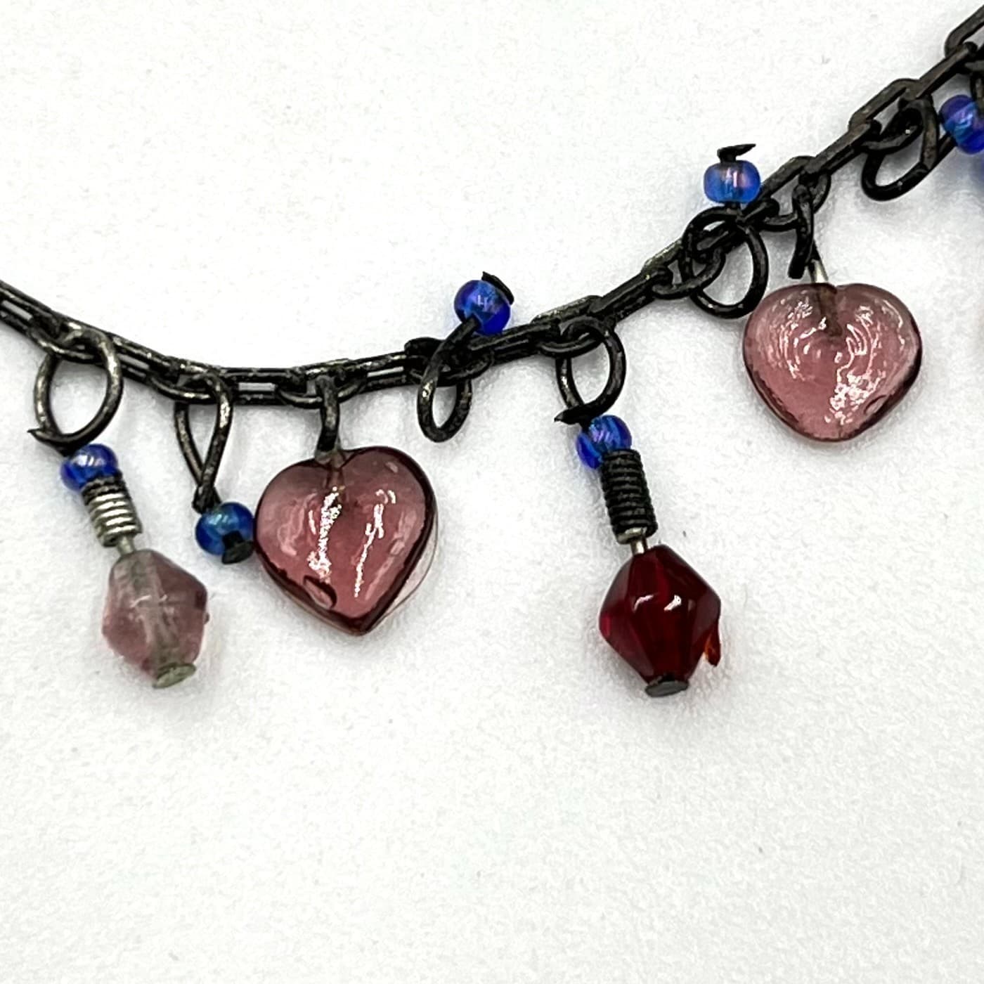 Vintage Retro Gunmetal Heart Charm Dangle Necklace Purple Red Blue Beaded Y2K - Thumbnail 4