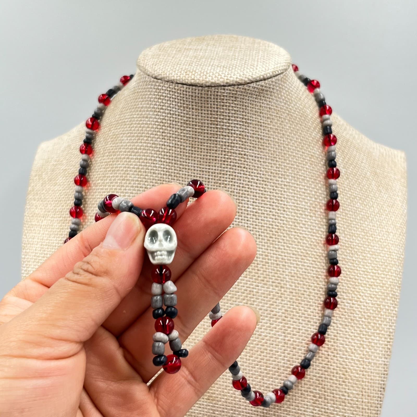 Vintage Goth Red & Black Beaded Skull Necklace Retro Grunge Alt Boho Jewelry - Thumbnail 7