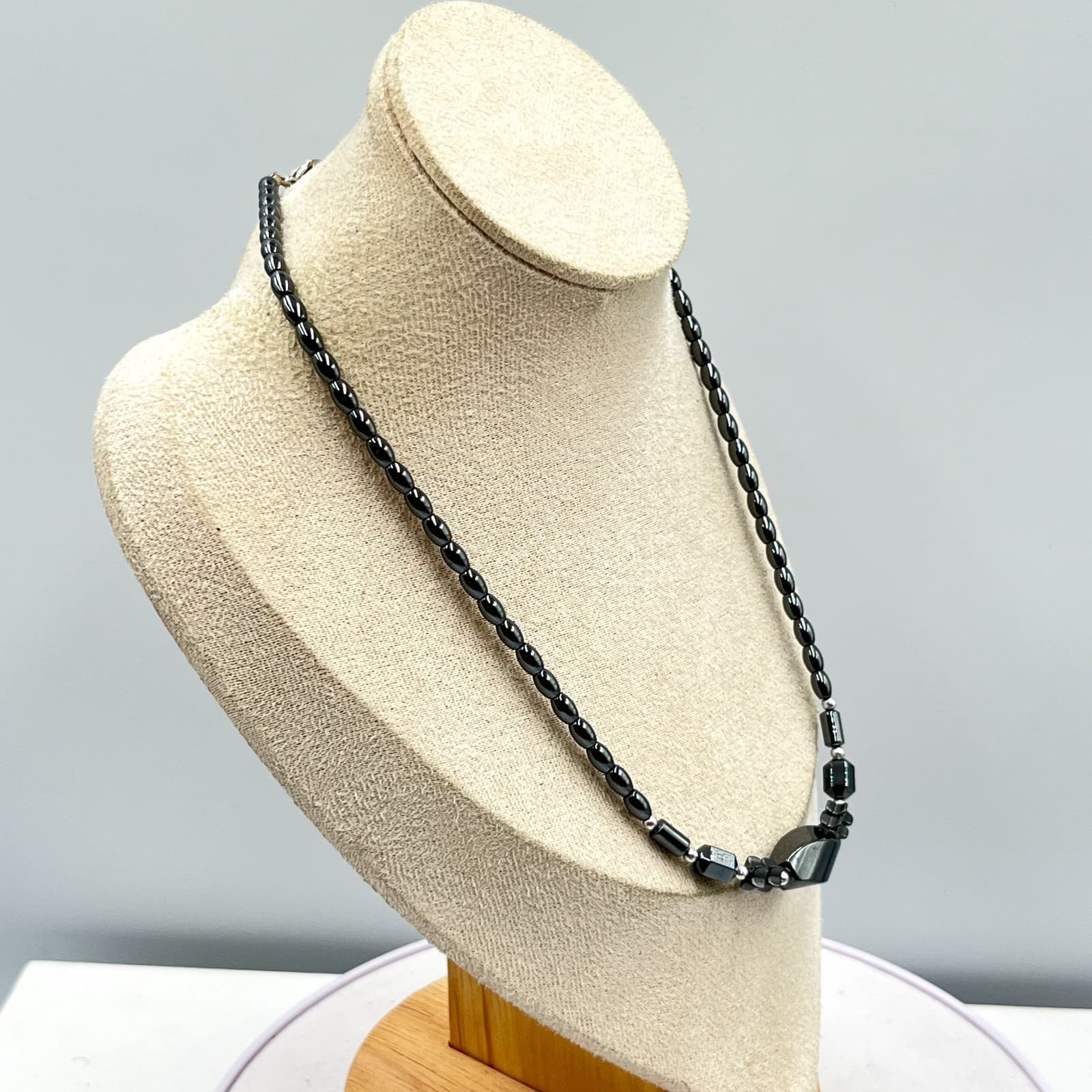 Vintage Hematite Beaded Statement Necklace Gunmetal Grey Geometric Classic - Thumbnail 9