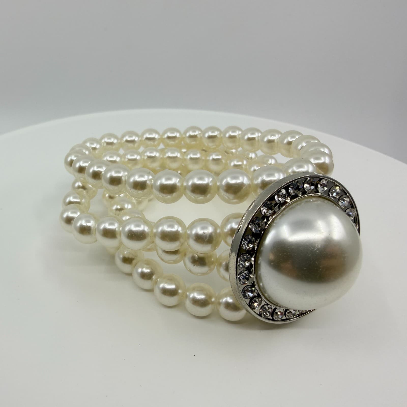 Bracelet Vintage Faux Pearl Multi Strand Stretch Rhinestone Statement Chunky 90s - Thumbnail 3