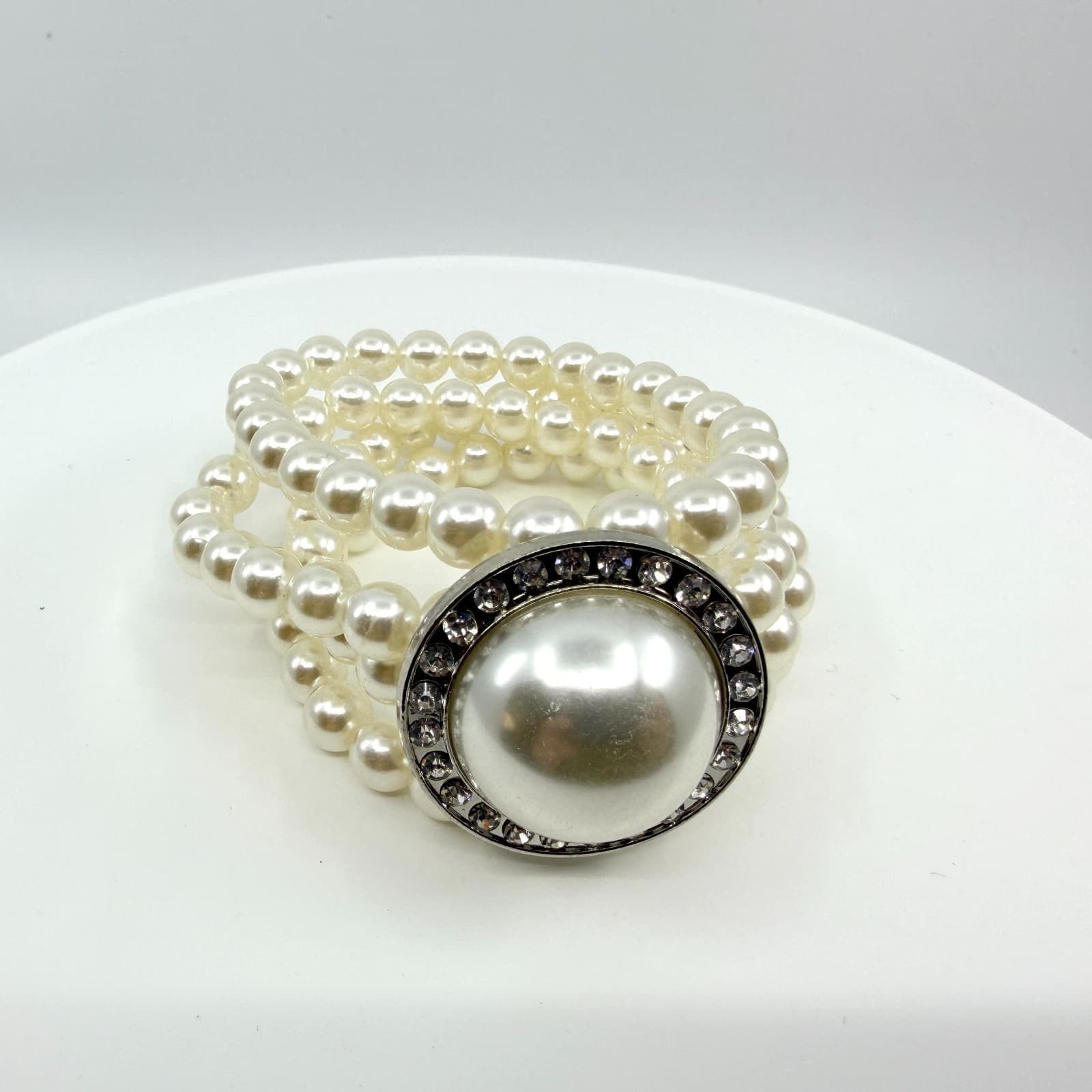 Bracelet Vintage Faux Pearl Multi Strand Stretch Rhinestone Statement Chunky 90s - Thumbnail 2