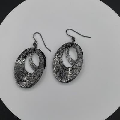 Vintage Modern Drop Dark Gunmetal Black Tone Oval Tiered Dangle Fishhook - Thumbnail 5
