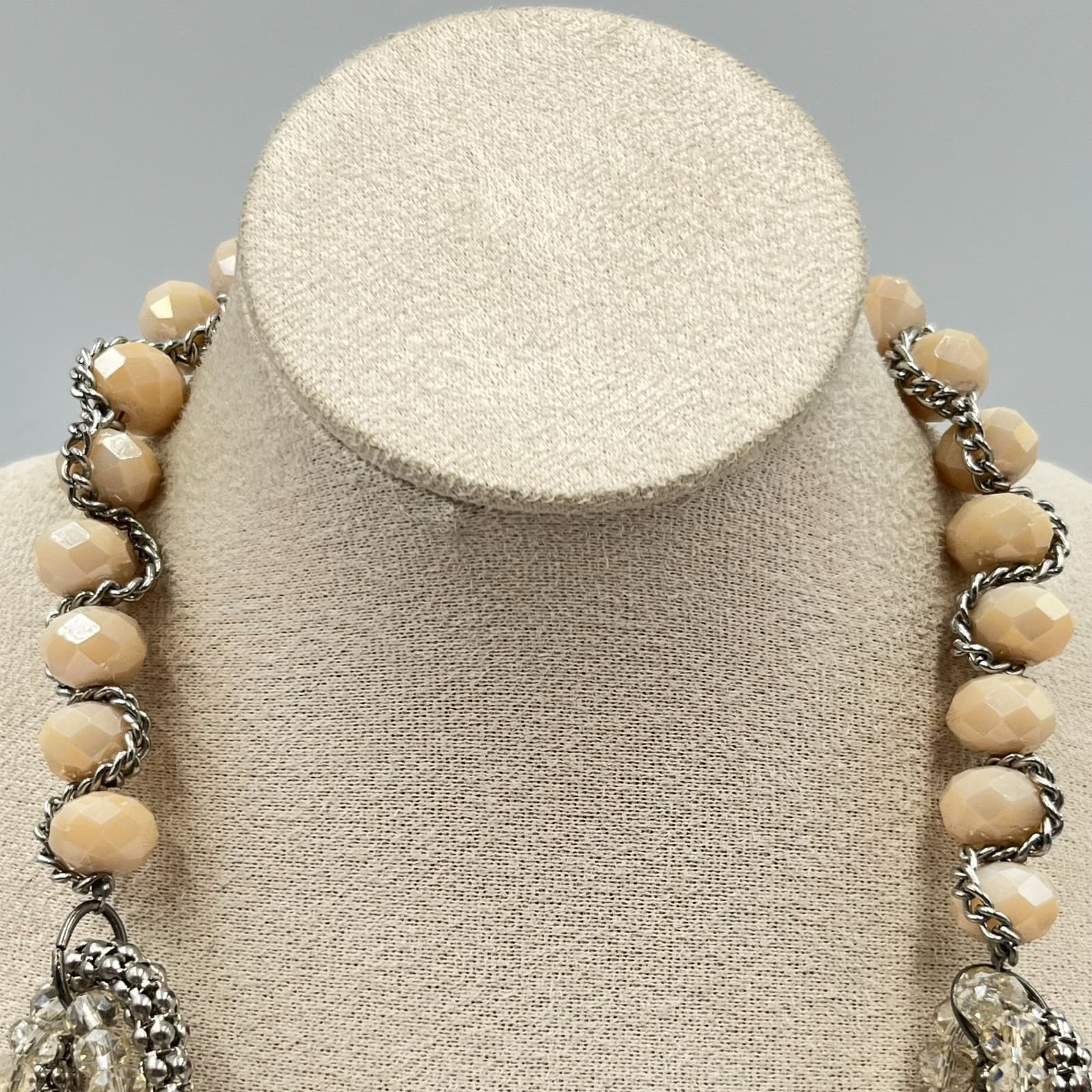 VTG Vera Wang Interlocking Circle Pearl & Crystal Statement Necklace Silver Tone - Thumbnail 6