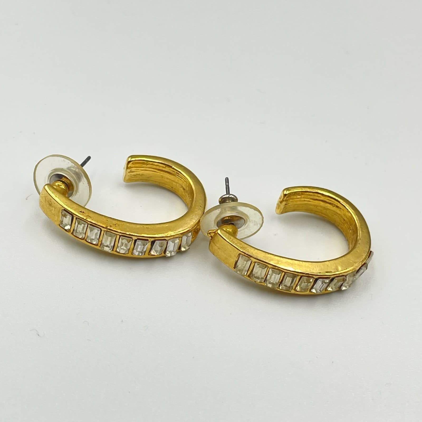 Vintage VTG Gold Tone Clear Baguette Crystal Rhinestone Channel Hoop Earrings - Thumbnail 3