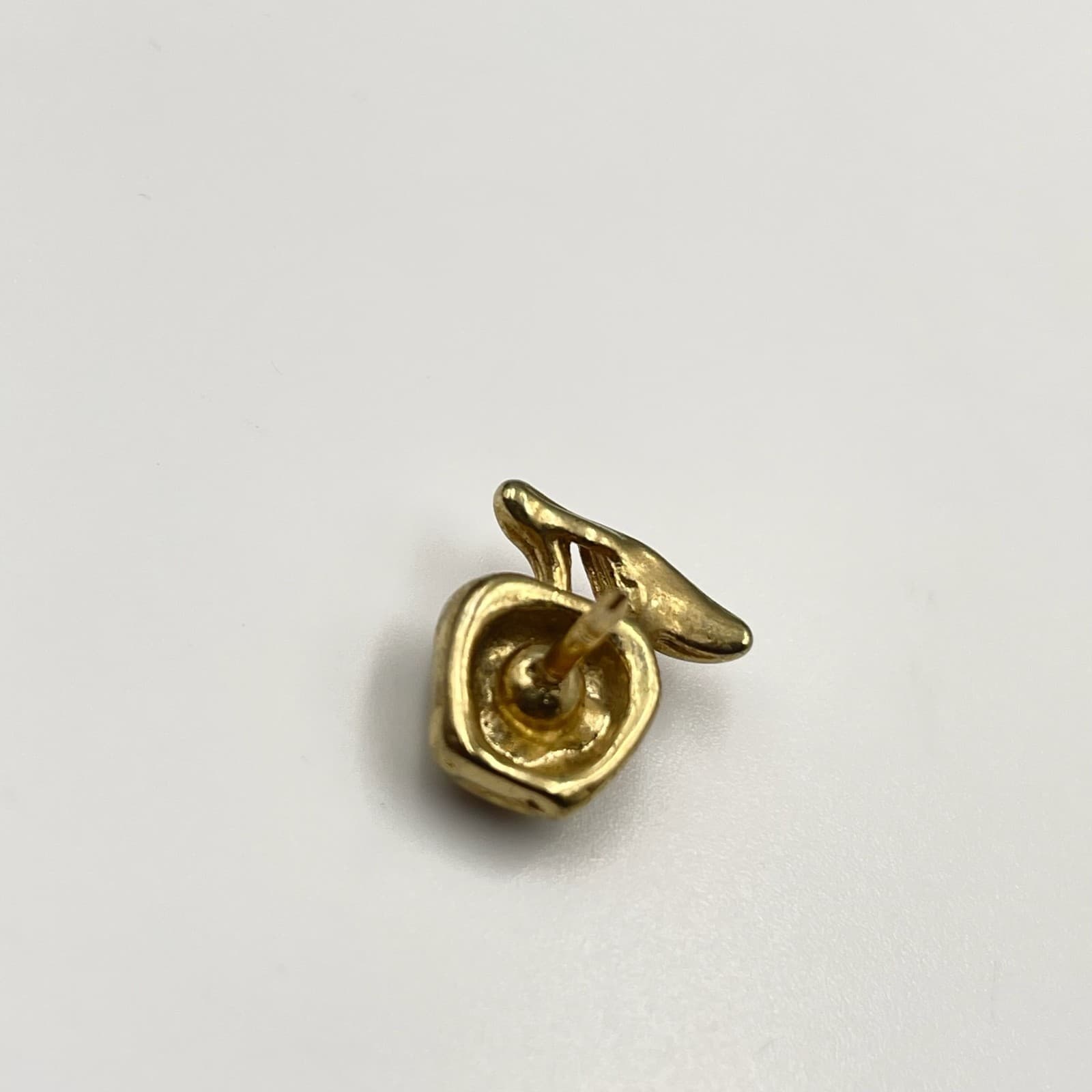 Vintage Gold-Tone Apple Charm Pendant – Cute Y2K Teacher Gift Jewelry - Thumbnail 7