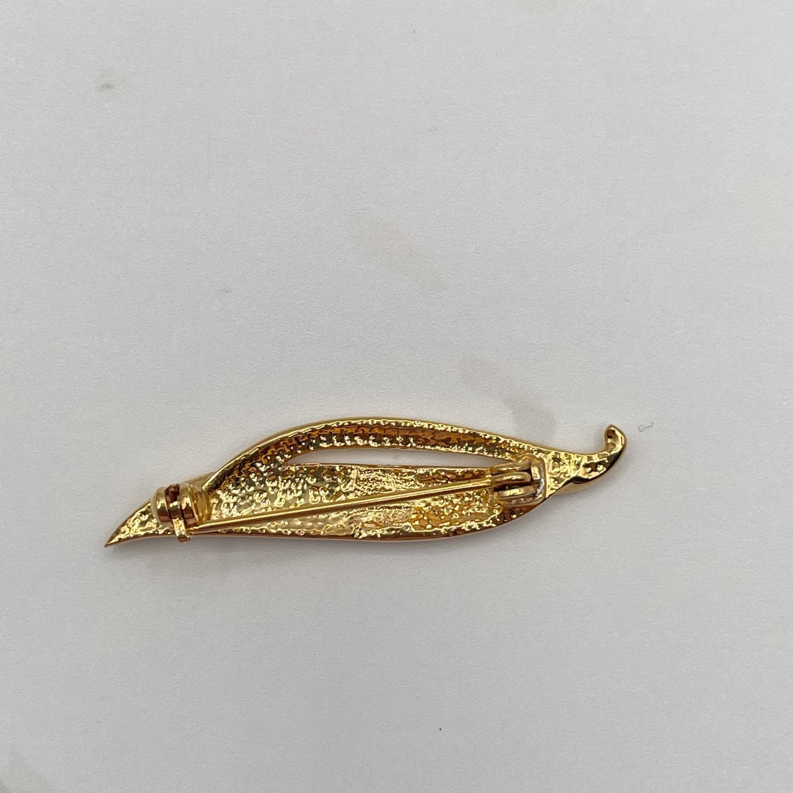 Vintage Gold Tone Leaf Brooch Clear Crystal Rhinestone Pin Modernist Style 1.5in - Thumbnail 7