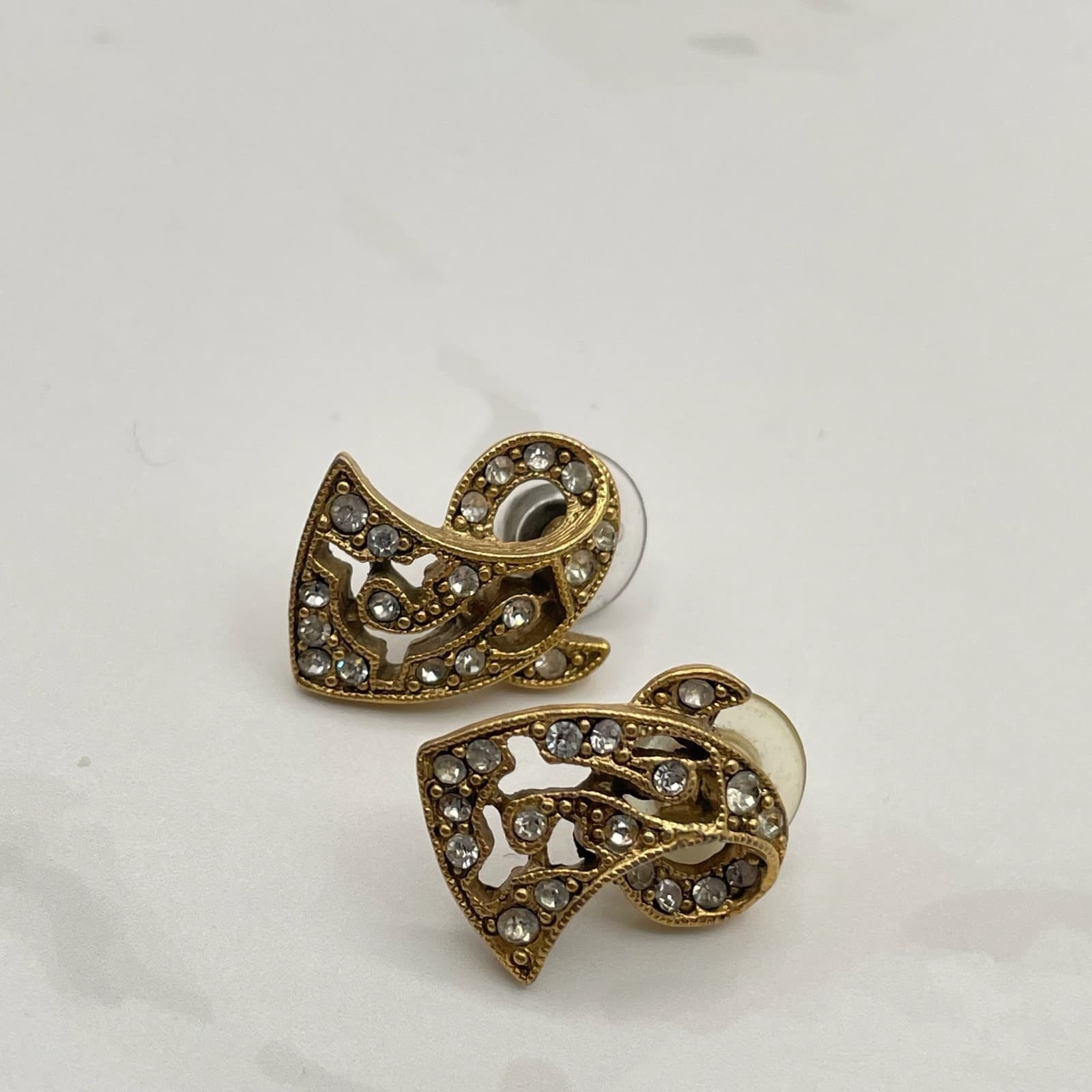 Vintage VTG Gold-Tone Filigree Swirl Stud Earrings with Rhinestone Elegant - Thumbnail 14