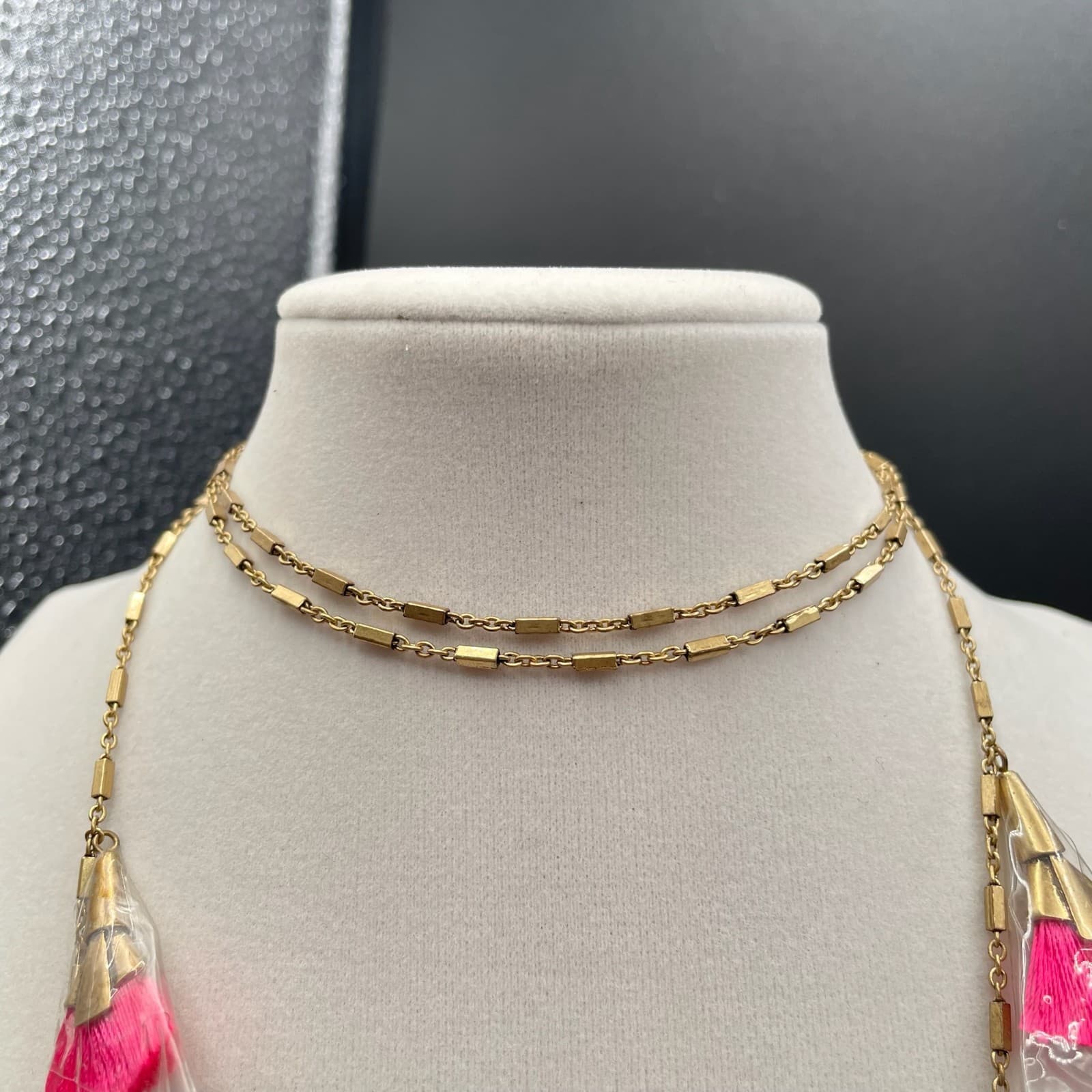 Vintage Gold-Tone Fuchsia Tasseled Fashion Versatile Layered Lariat Necklace - Thumbnail 6