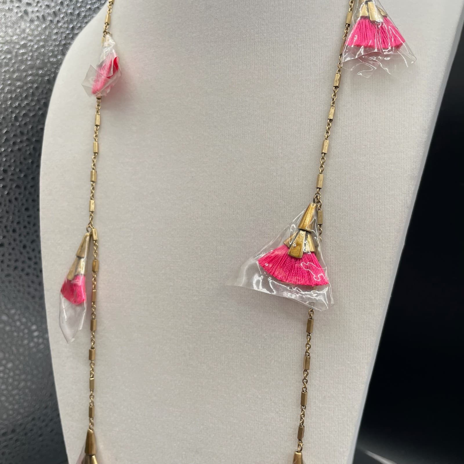 Vintage Gold-Tone Fuchsia Tasseled Fashion Versatile Layered Lariat Necklace - Thumbnail 3