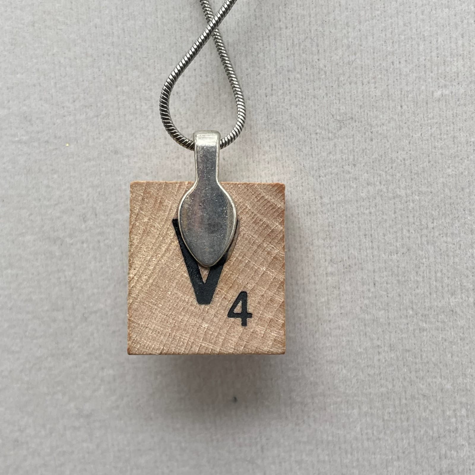 Vintage Initial V Monogram Wood Resin Square Pendant Necklace Silver Snake Chain - Thumbnail 5