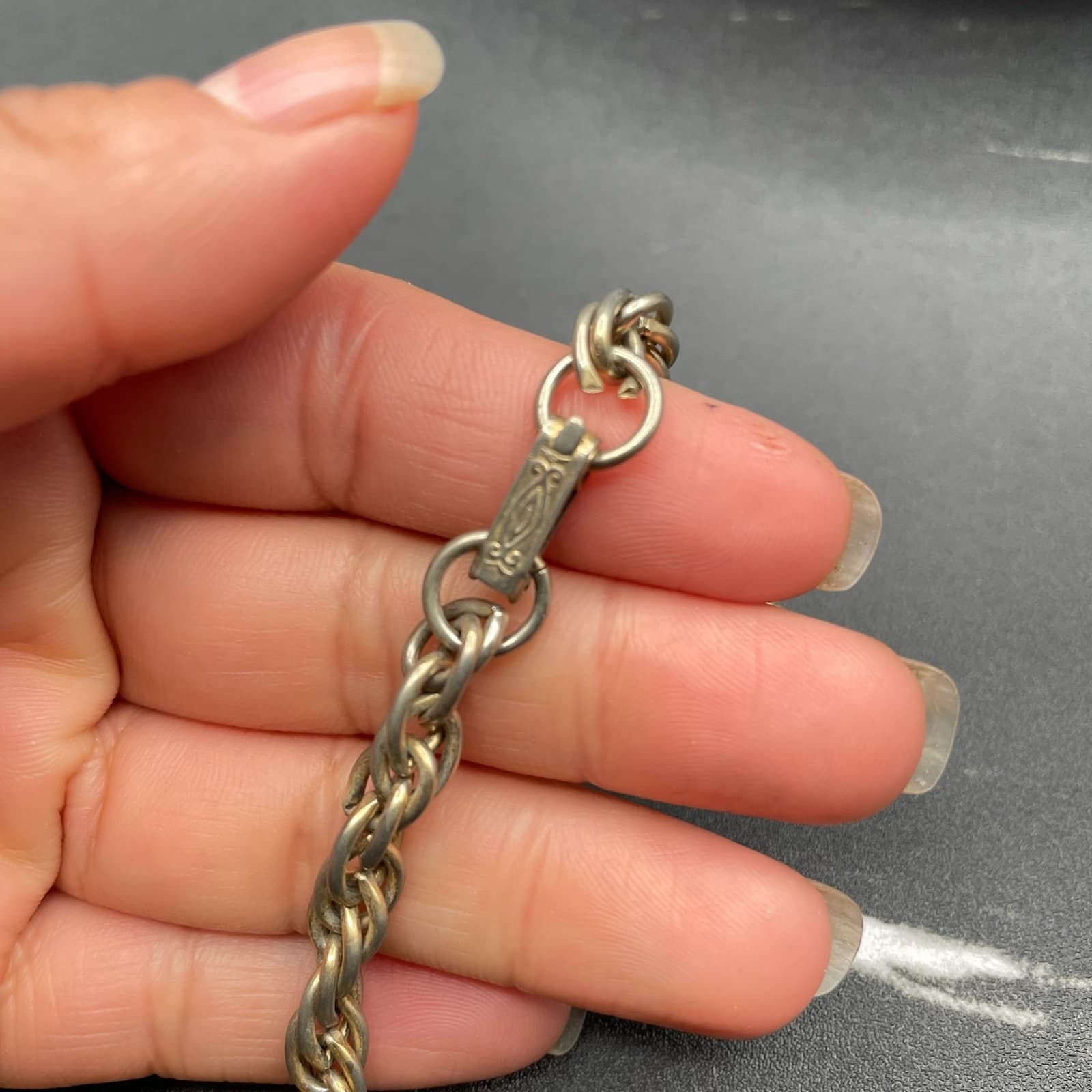 Vintage Contemporary Silver-Tone Classic Fashion Twist Braided Chain Push Lock - Thumbnail 2