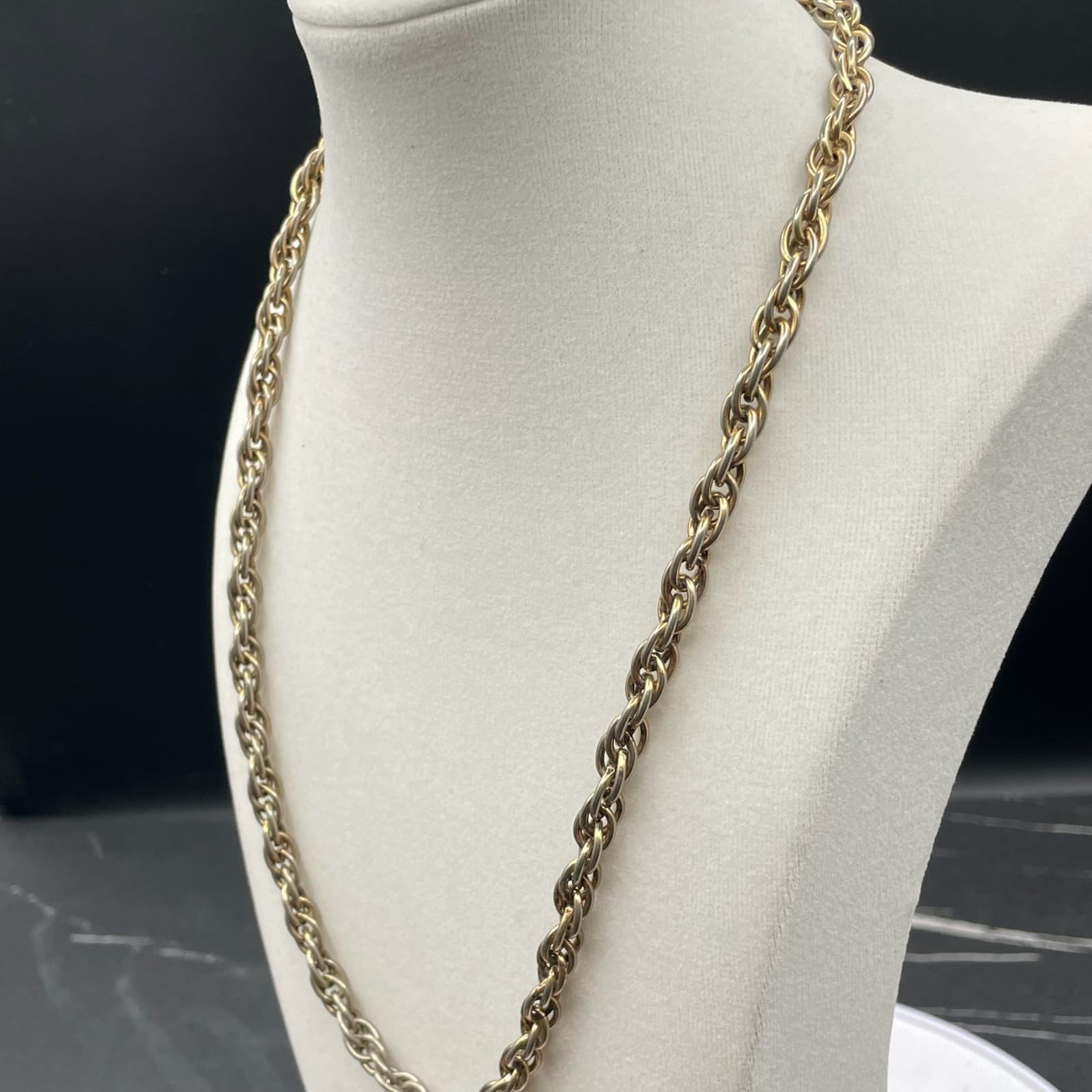 Vintage Contemporary Silver-Tone Classic Fashion Twist Braided Chain Push Lock - Thumbnail 9