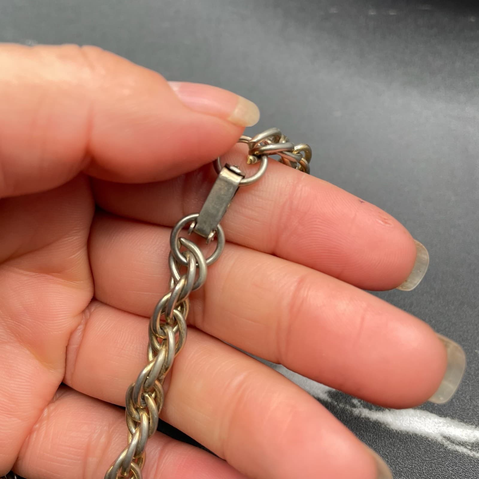 Vintage Contemporary Silver-Tone Classic Fashion Twist Braided Chain Push Lock - Thumbnail 3