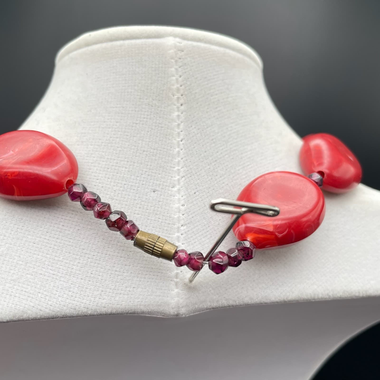 Vintage Red Resin Pebble Bead Necklace Statement Garnet Spacer 14 in Choker - Thumbnail 7