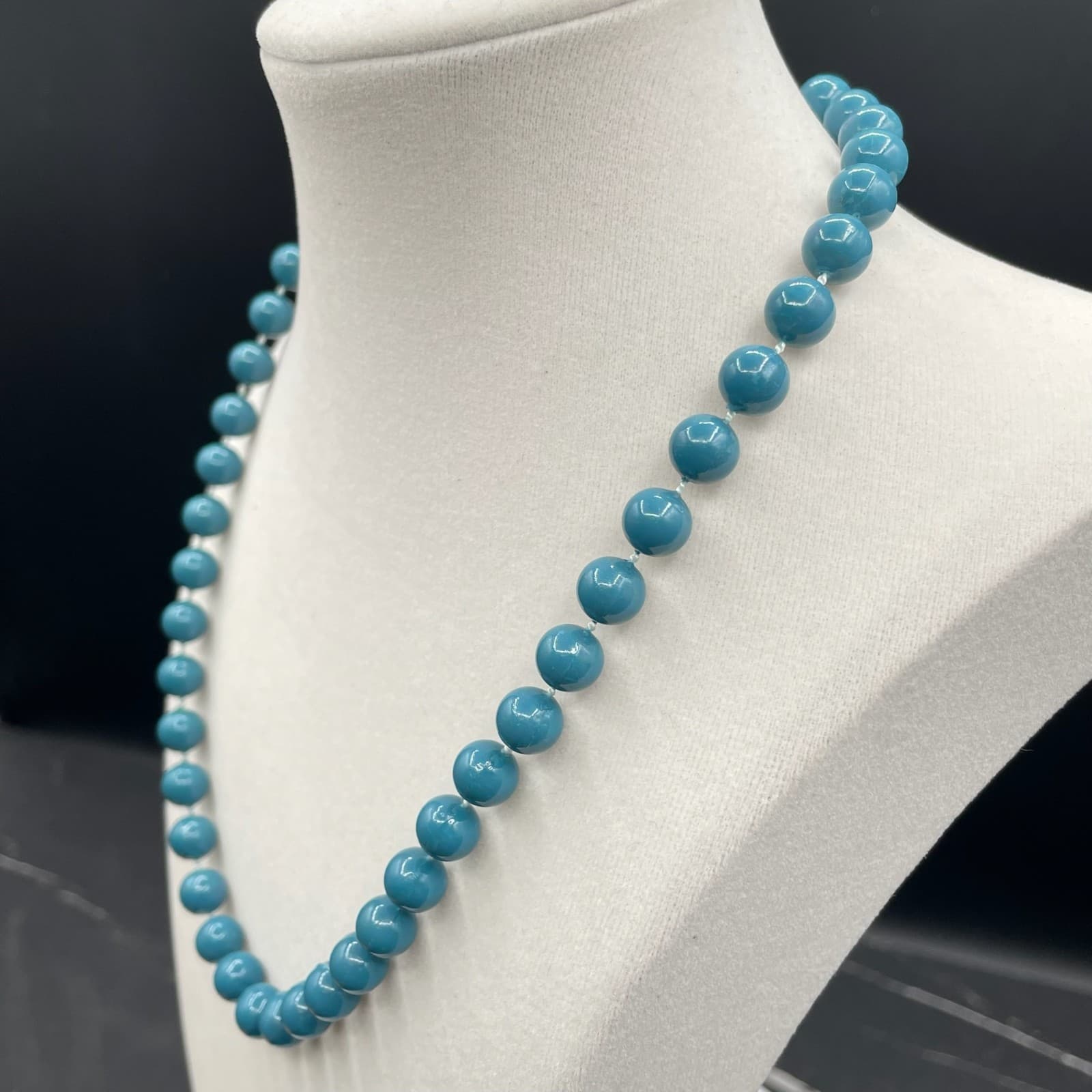 Vintage Teal Blue Glass Beaded Necklace 18" Single Strand Round Beads Minimalist - Thumbnail 5
