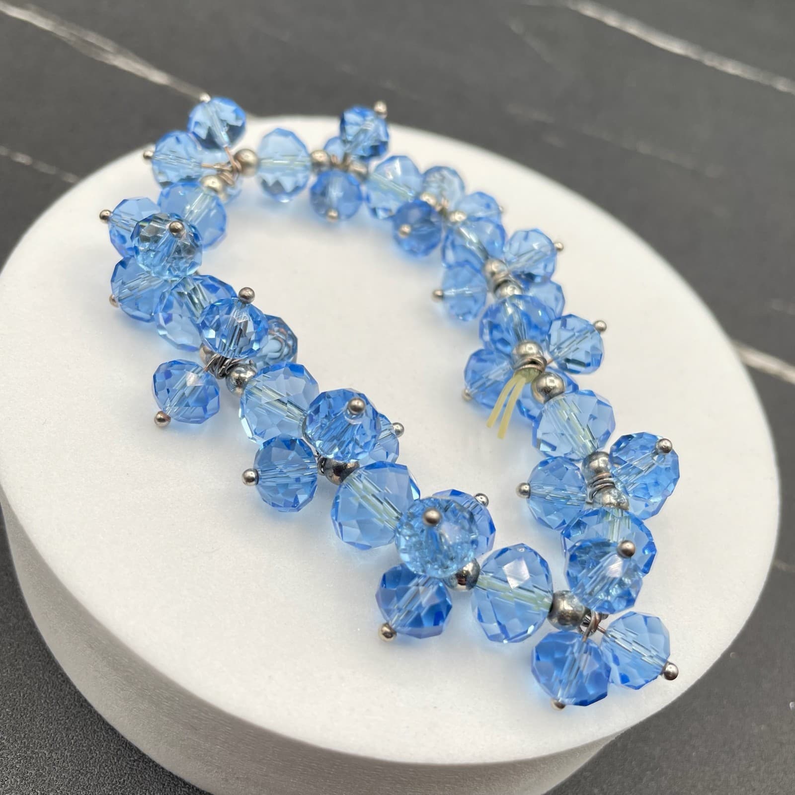 Vintage Blue Glass Gemstones Faceted Silver-Tone Floral Pattern Beaded Bracelet - Thumbnail 2