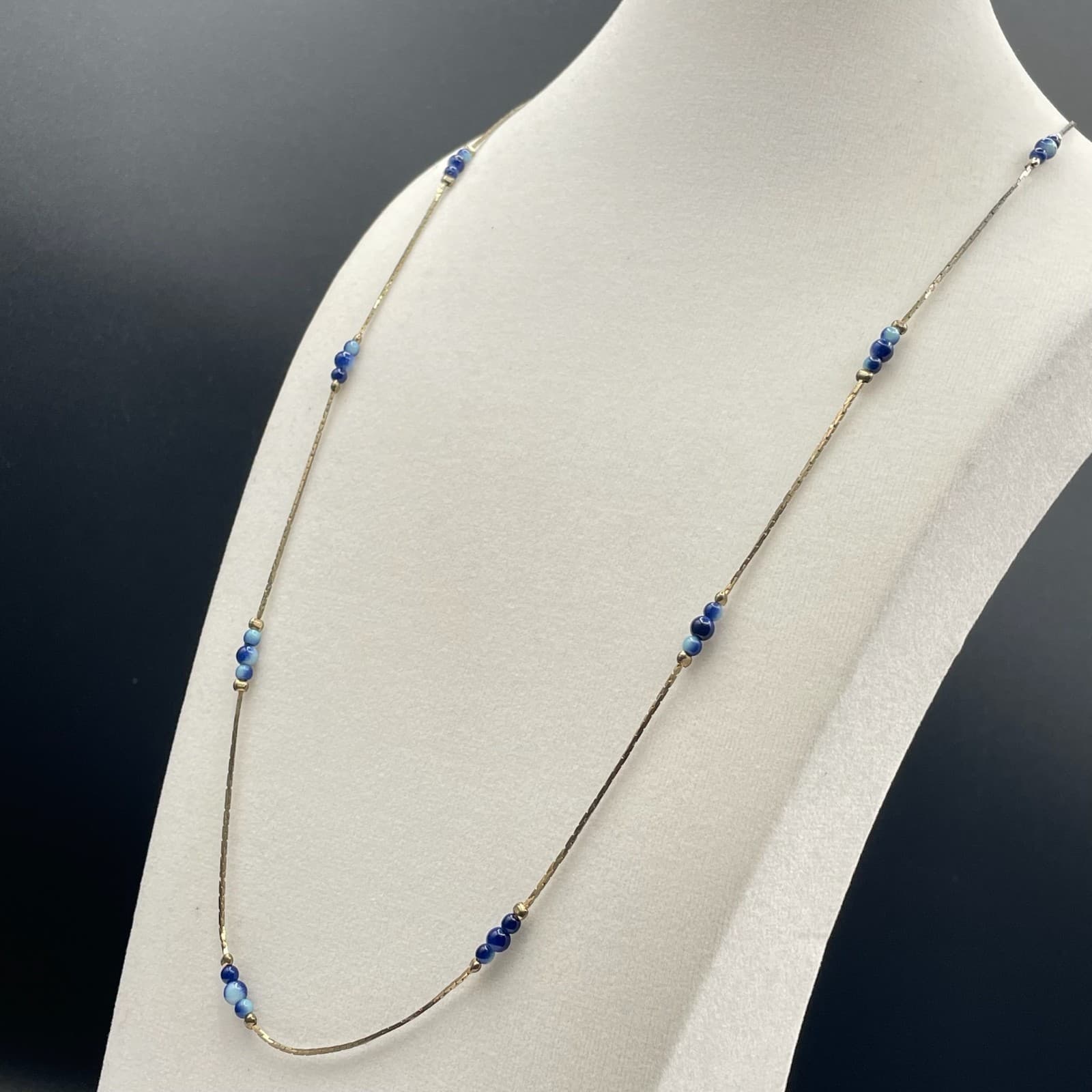 Vintage VTG Gold Tone Snake Chain Necklace Blue Swirl Glass Bead Stations 15 in - Thumbnail 5