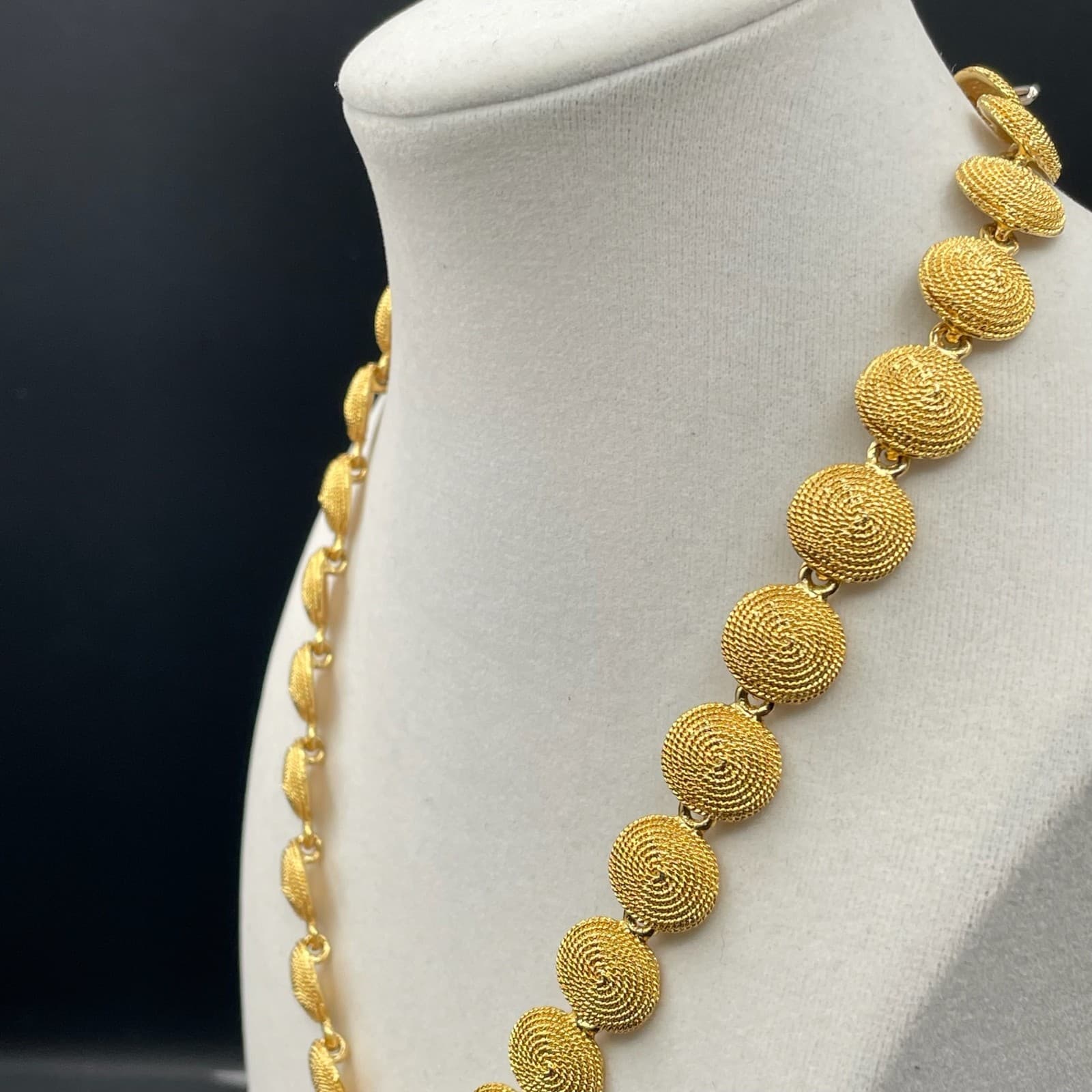 Vintage Gold Tone Classic Fashion Filigree Disc Matar Mala Push Lock Necklace - Thumbnail 9