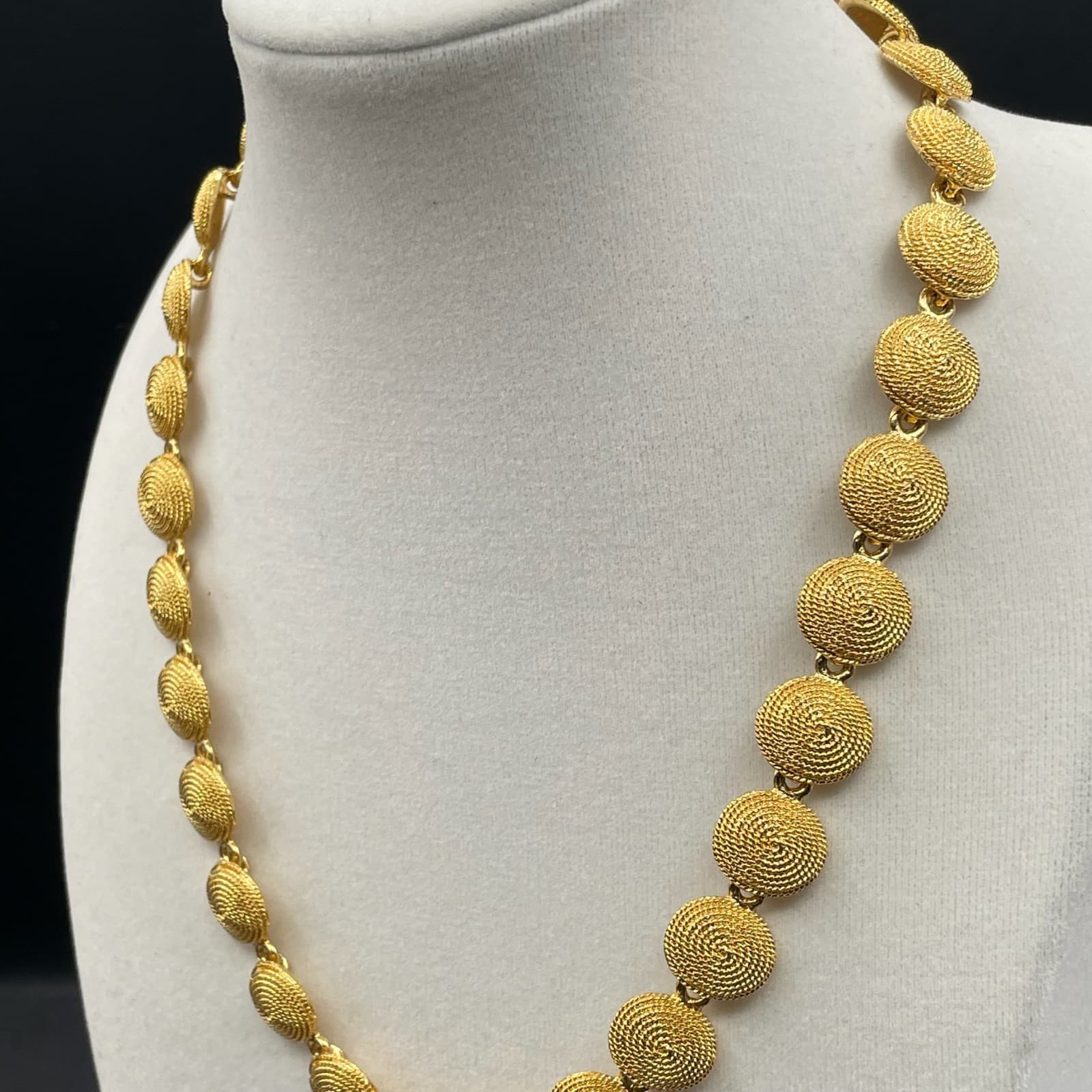 Vintage Gold Tone Classic Fashion Filigree Disc Matar Mala Push Lock Necklace - Thumbnail 8