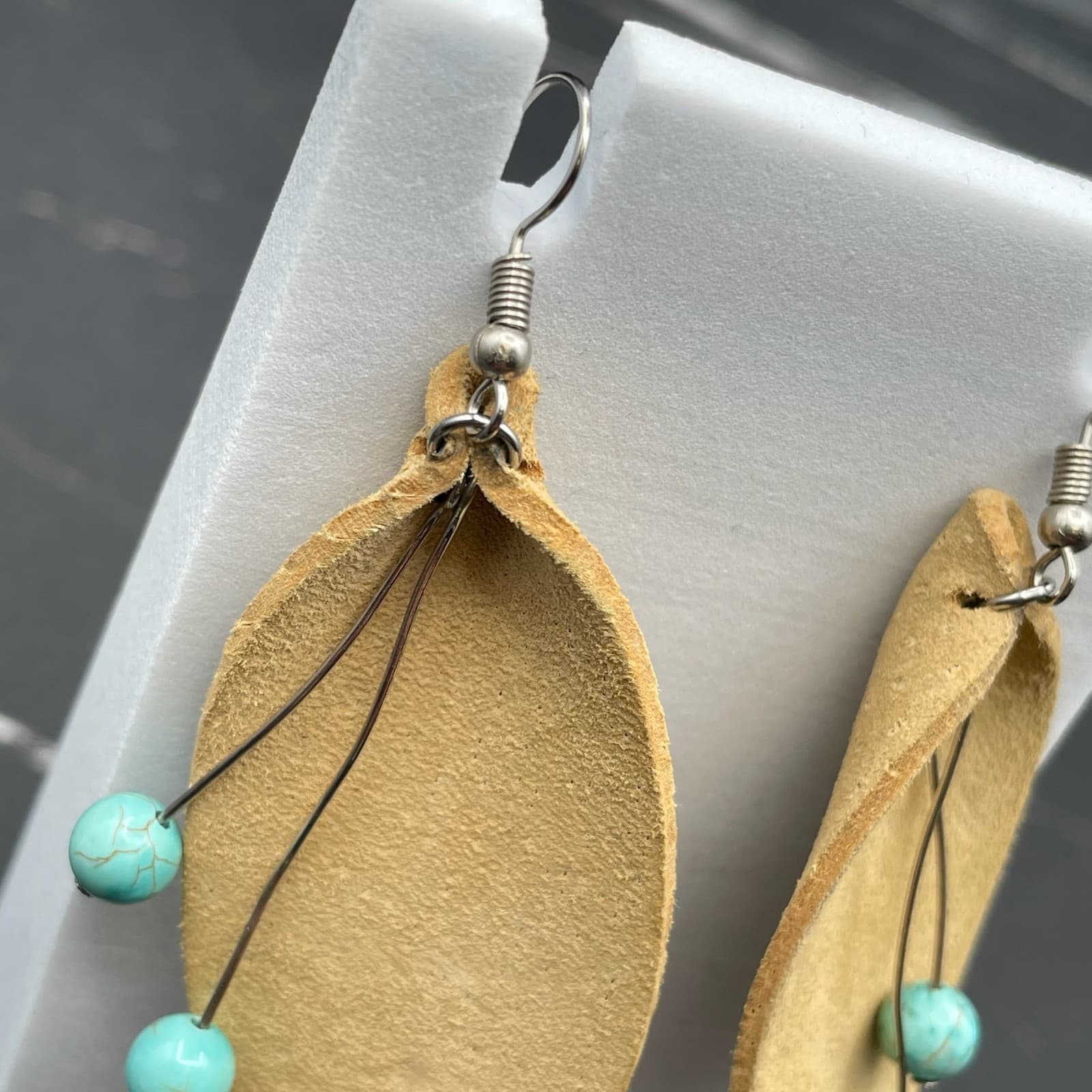 Vintage Imitation Turquoise Beads Tan Leather Leaf Bohemian Hook Earrings - Thumbnail 3