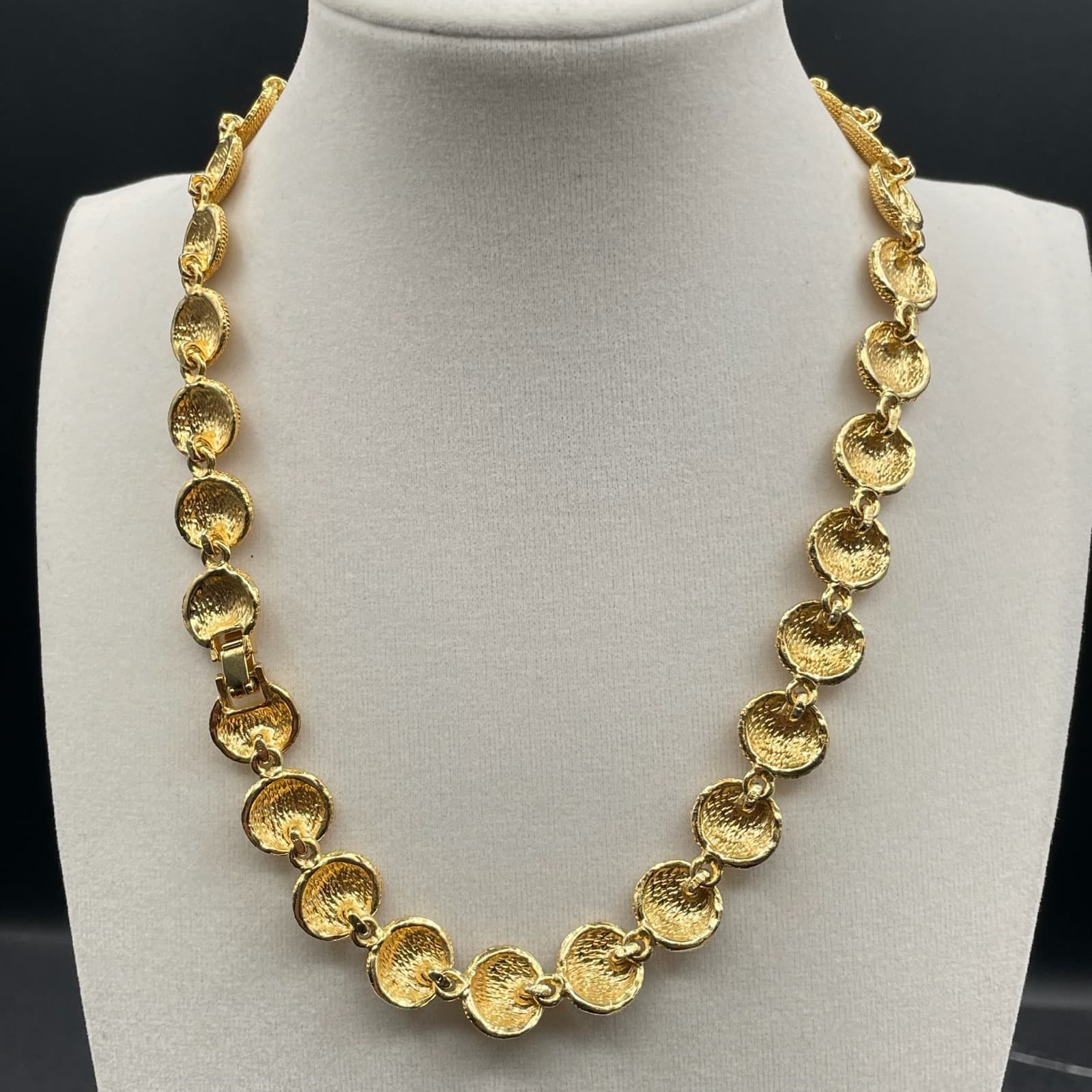 Vintage Gold Tone Classic Fashion Filigree Disc Matar Mala Push Lock Necklace - Thumbnail 3
