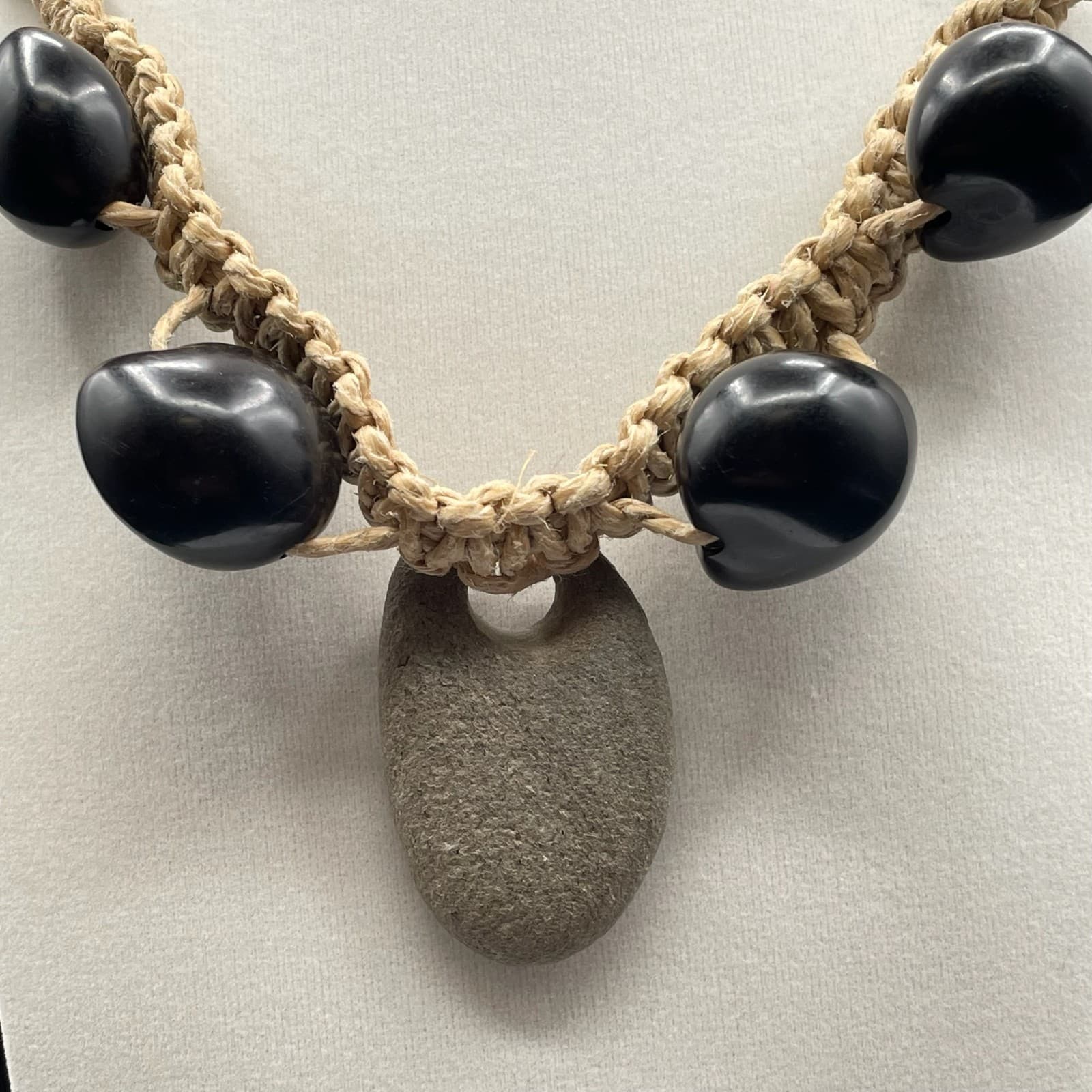 Vintage Handmade Womens Black Mother Of Pearl & Shell Fashion Pendant Necklace - Thumbnail 7