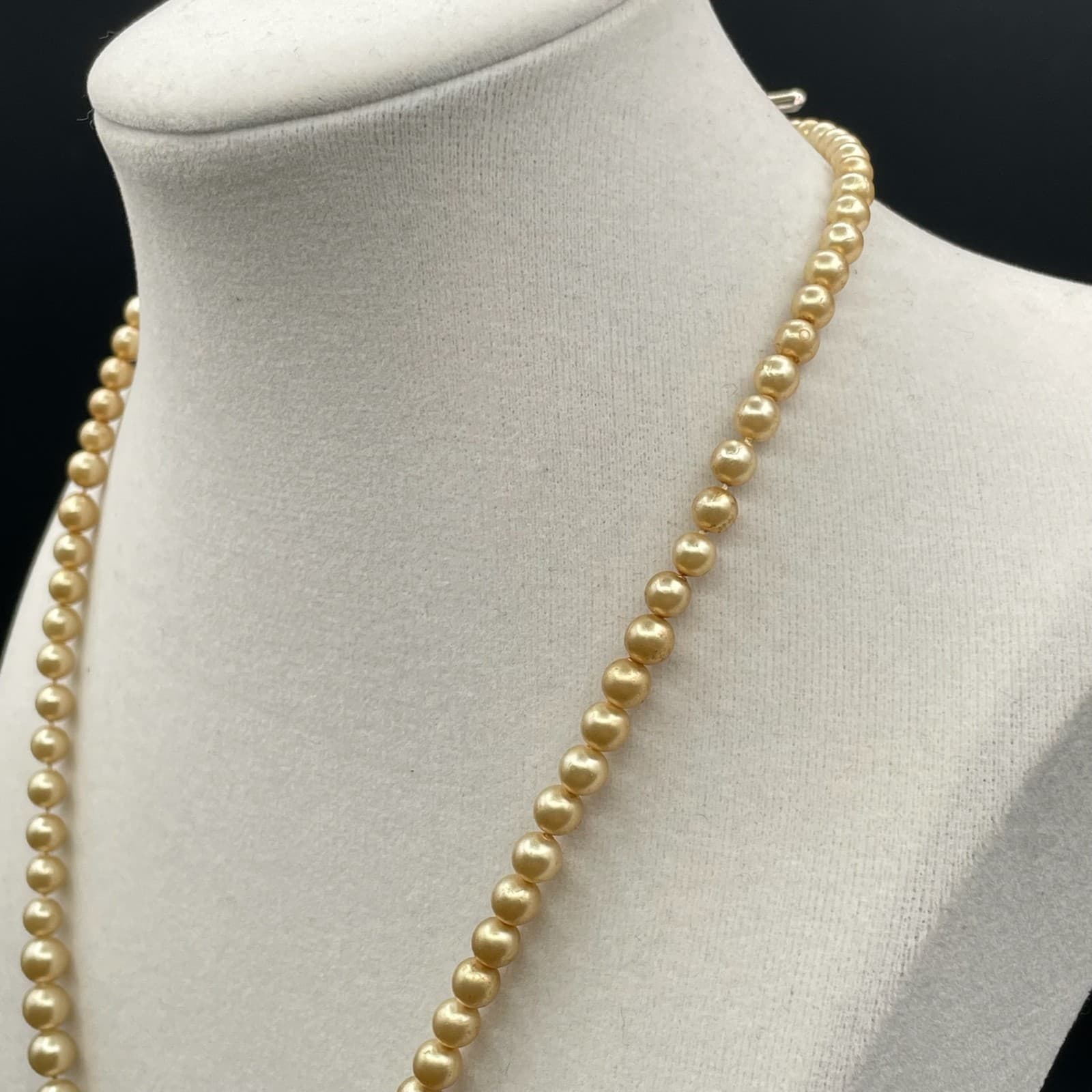Vintage Cream Classic Fashion Graduated Pearl Beaded Push Lock Necklace - Thumbnail 8