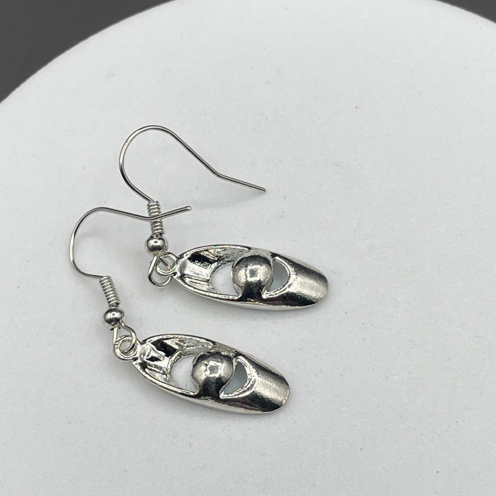 Vintage Oval Blue Glass Topaz Gemstone Silver-Tone Aluminium Hook Earrings - Thumbnail 7