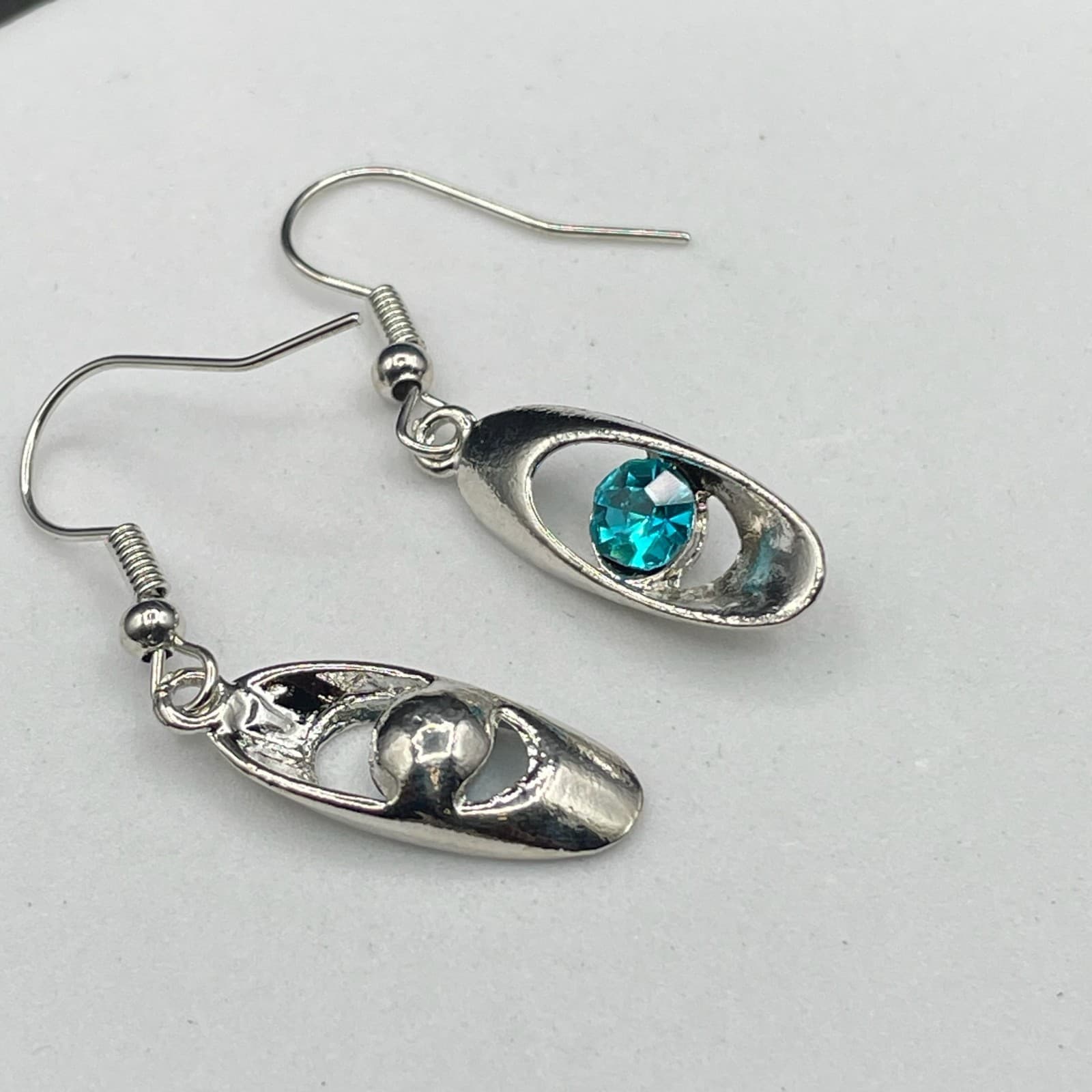 Vintage Oval Blue Glass Topaz Gemstone Silver-Tone Aluminium Hook Earrings - Thumbnail 6