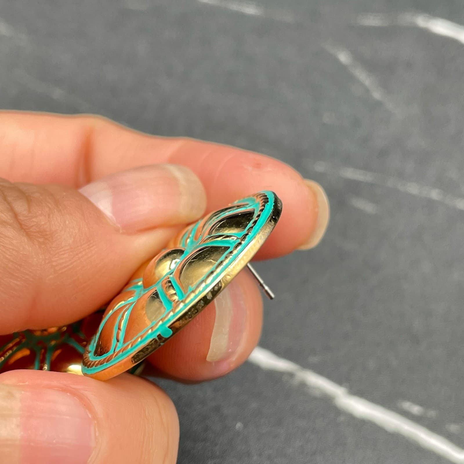 Vintage Turquoise Gold-Tone Round Textured Rope Border Clip-On Enamel Earrings - Thumbnail 3
