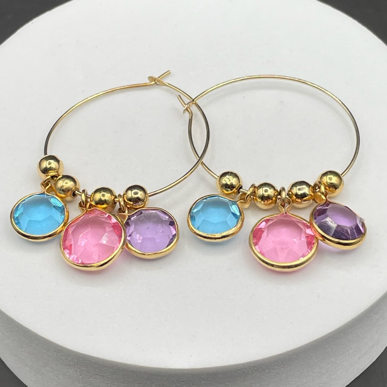 Vintage Multicolor Glass Gemstones Gold-Toned Enamel Charm Hoop Dangle Earrings - Thumbnail 2