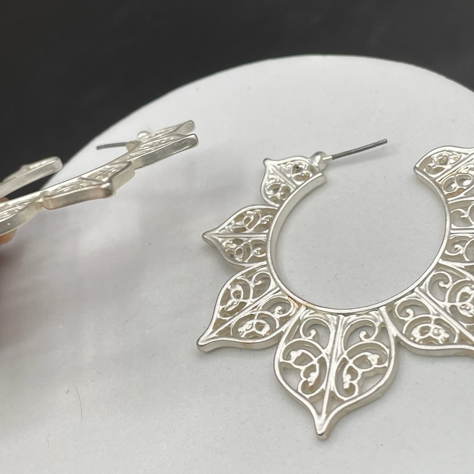 Silver-Tone Mandala Filigree Hoop Earrings Boho Festival Statement - Thumbnail 4