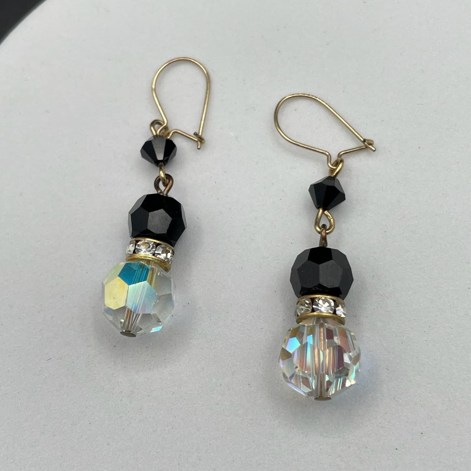Vintage Gold-Tone Fishhook Dangle Earrings with Black Onyx Beads Faceted Crystal - Thumbnail 3