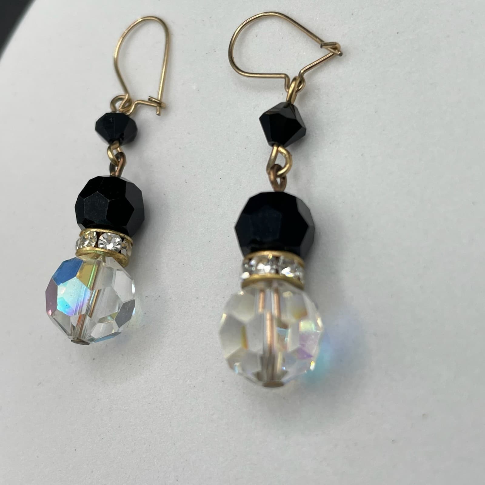 Vintage Gold-Tone Fishhook Dangle Earrings with Black Onyx Beads Faceted Crystal - Thumbnail 4
