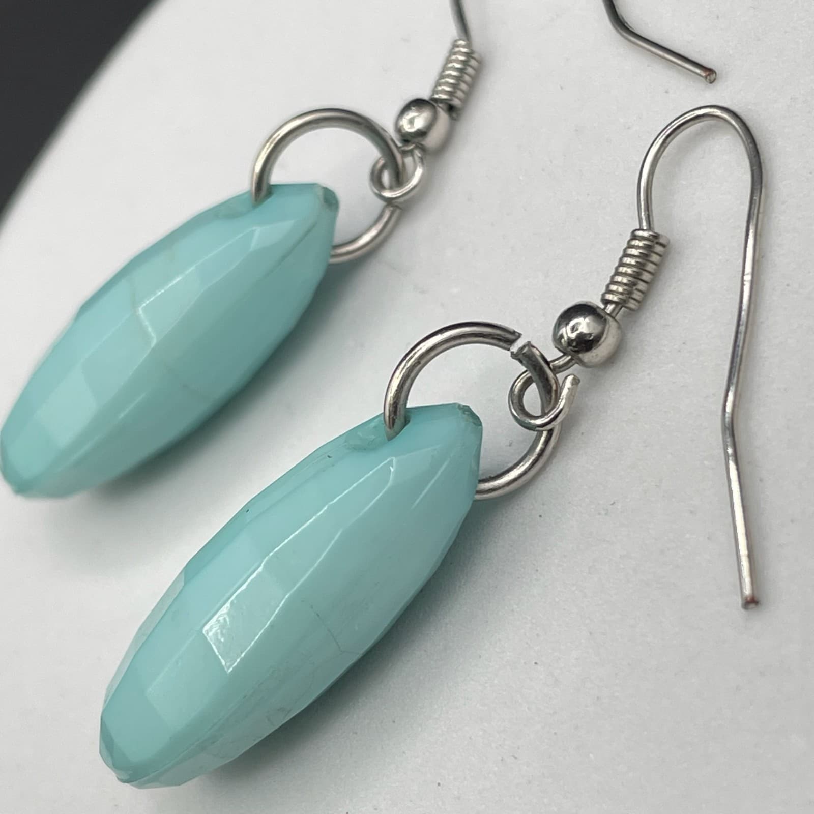 Vintage Blue Sea Foam Mint Opaque Sea Glass Silver-Tone Plastic Hook Earrings - Thumbnail 6
