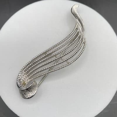 Swirl Brooch Silver Tone Ribbon Textured Layered Vintage Geometric - Thumbnail 2