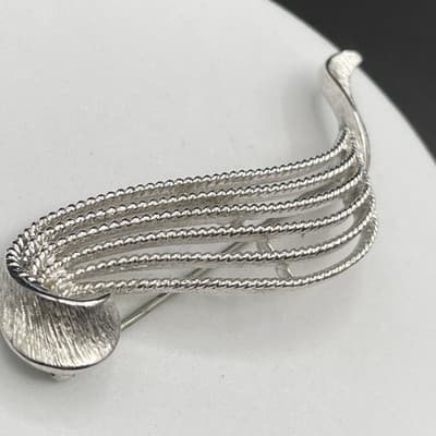 Swirl Brooch Silver Tone Ribbon Textured Layered Vintage Geometric - Thumbnail 7