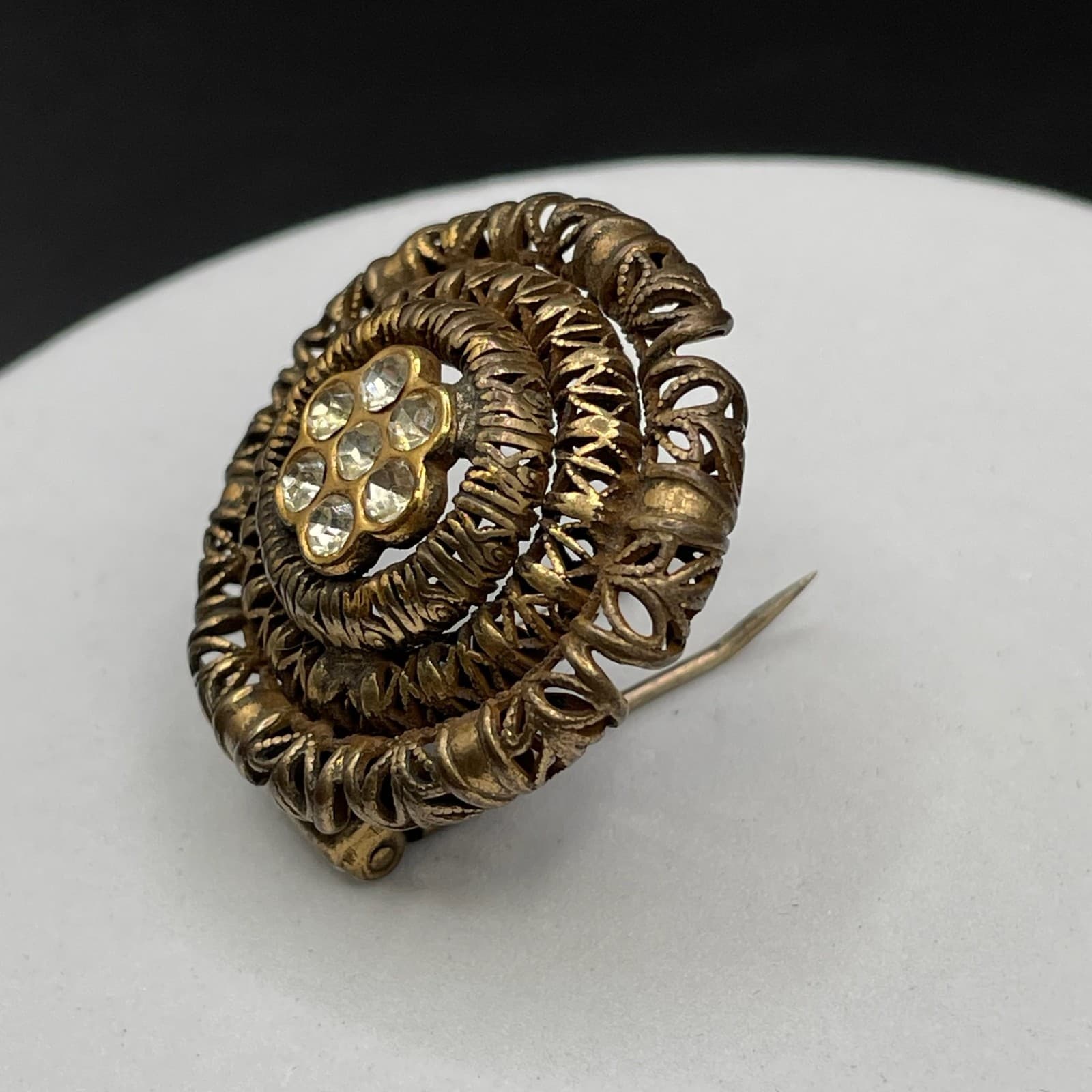 Vintage Filigree Rhinestone Flower Clip-On Pendant - Thumbnail 6