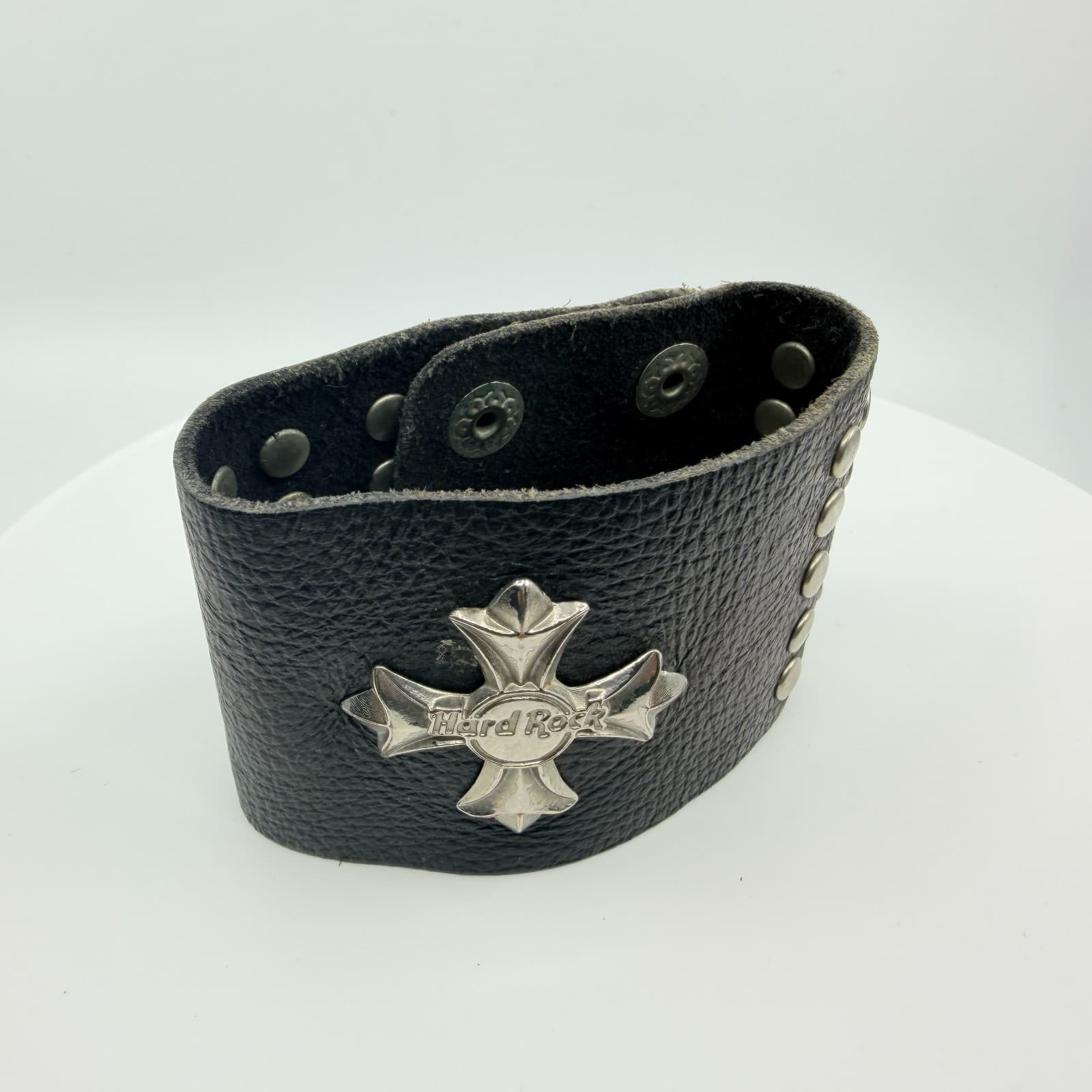 Bracelet Hard Rock Cafe Iron Cross Leather Cuff Black Silver Tone Biker Retro - Thumbnail 4