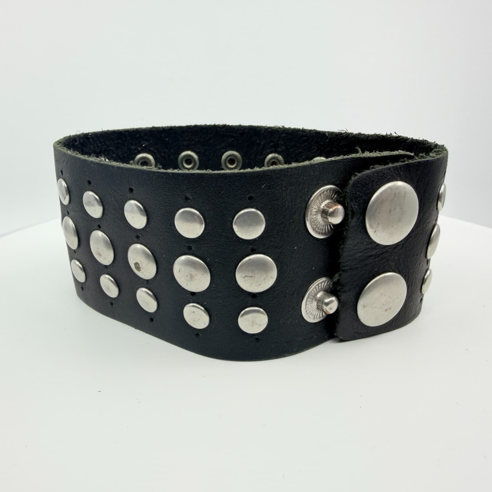 Bracelet Hard Rock Cafe Iron Cross Leather Cuff Black Silver Tone Biker Retro - Thumbnail 10