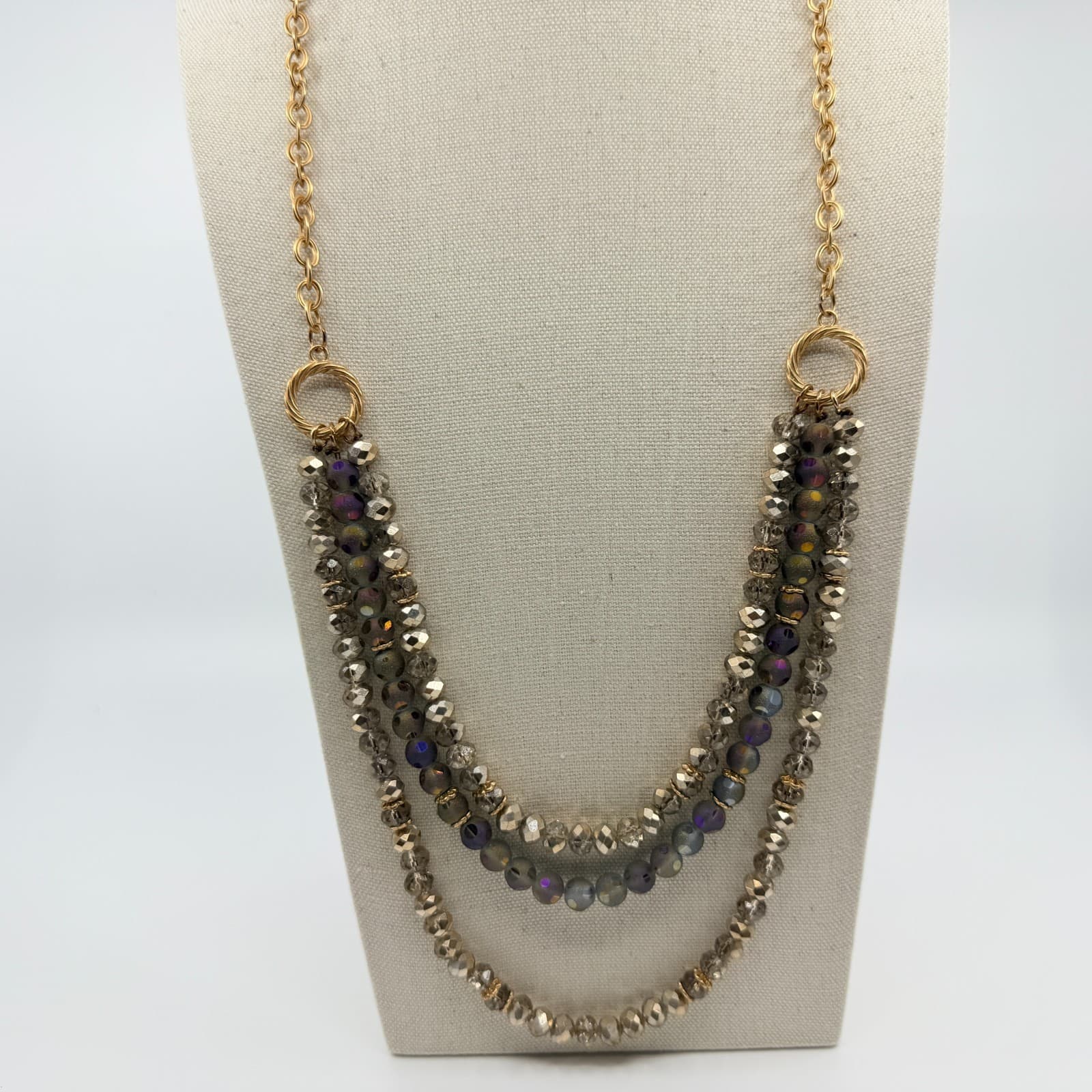 Necklace Vintage Gold Tone Triple Strand Faceted Crystal Bead Iridescent Retro - Thumbnail 3