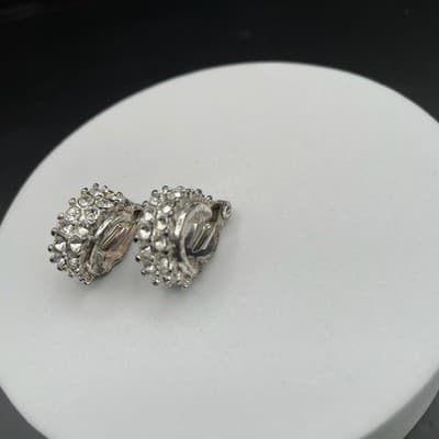 Vintage Rhinestone Clip-On Earrings Silver Tone Classic Sparkle - Thumbnail 3